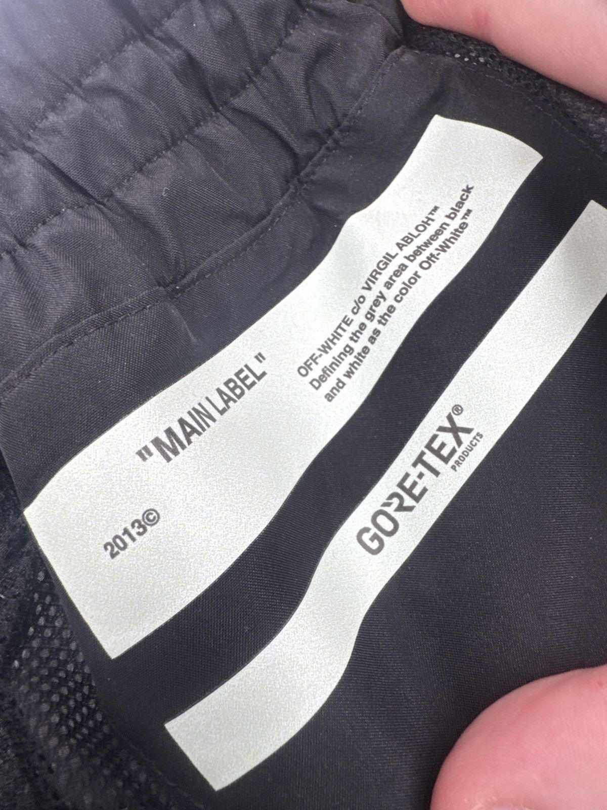 OFF-WHITE 18AW GORE-TEX TRACK PANTS