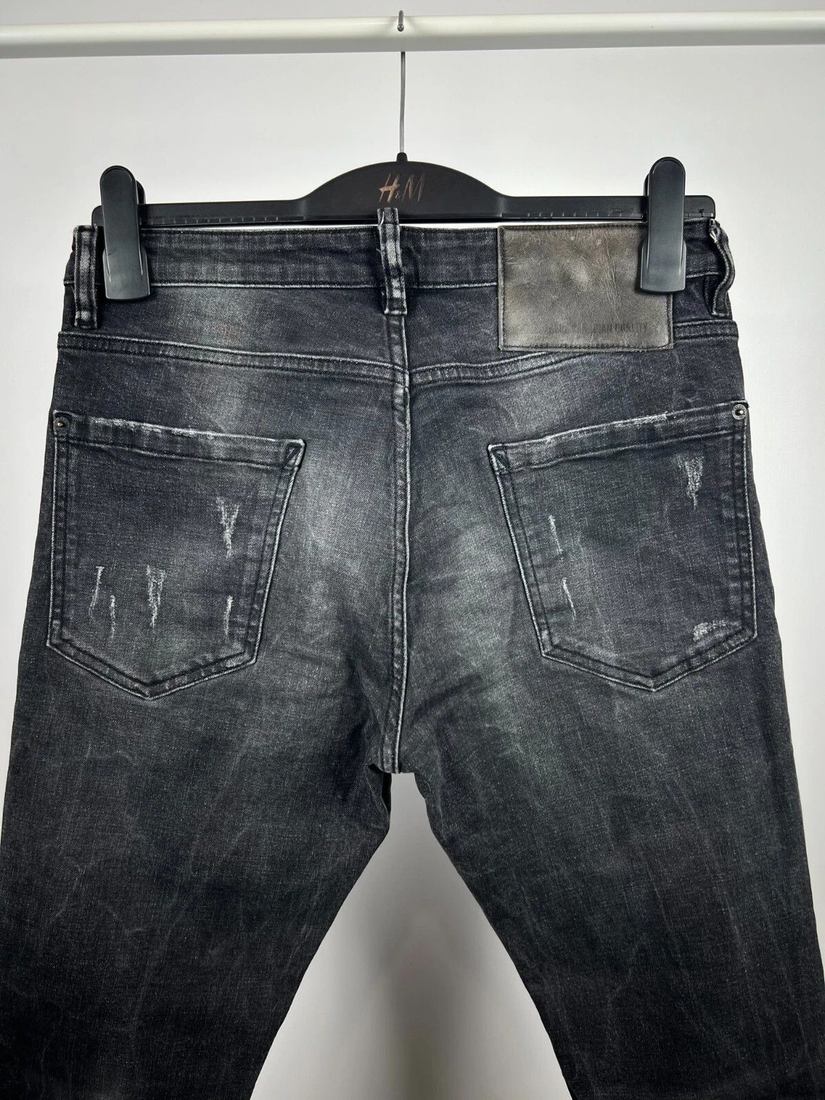 Dsquared2 DSQUARED2 Men's Dark Grey Distressed Slim Fit Italian Jeans Size US 32 / EU 48 - 8 Thumbnail