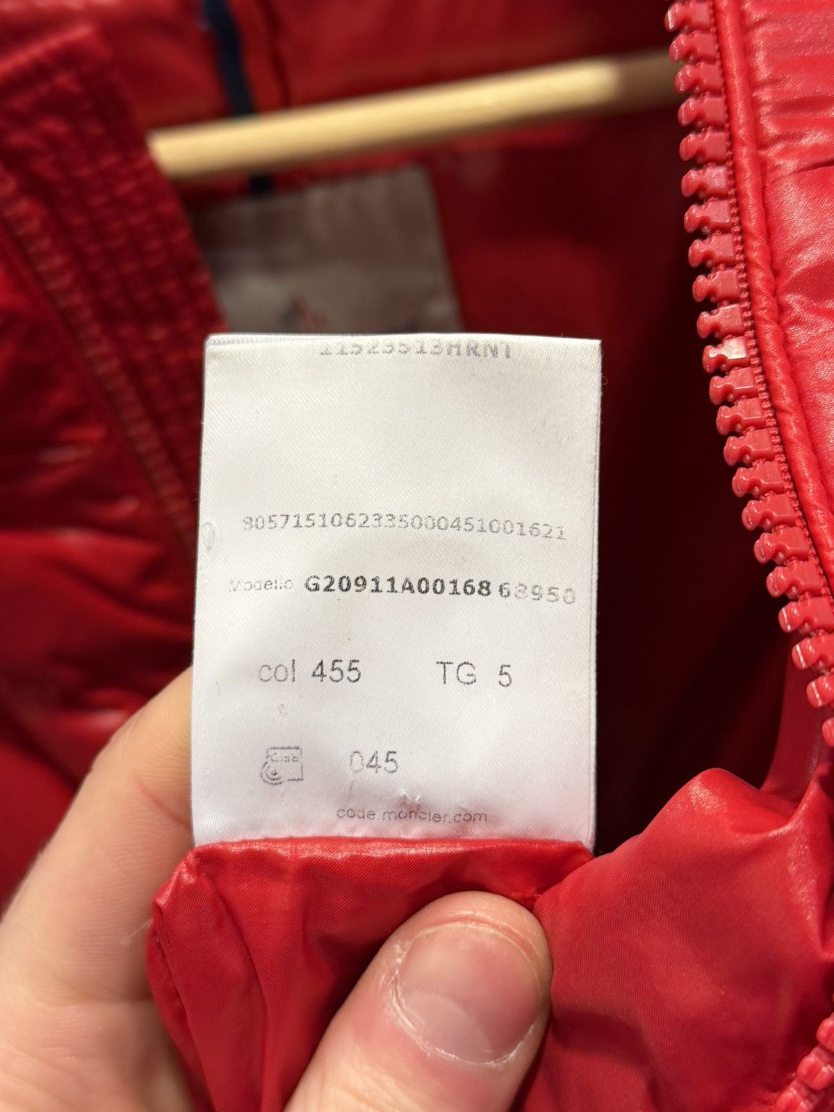 Moncler Moncler Ecrins Guibbotto Jacked - Red Size US XL / EU 56 / 4 - 7 Thumbnail