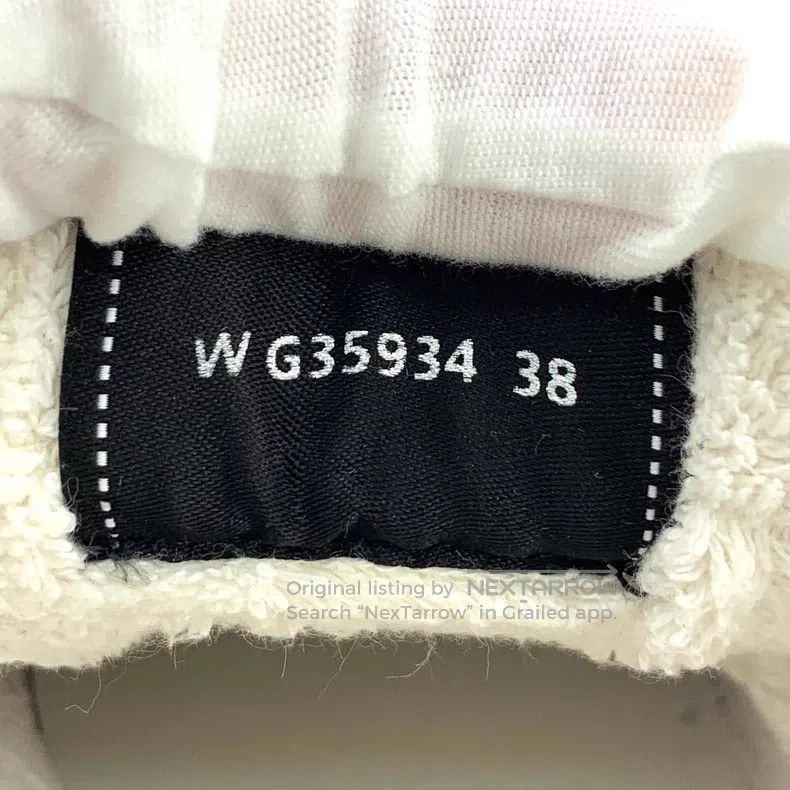 Chanel Chanel White plush lace-lacing sneakers Size US 7.5 / IT 37.5 - 6 Thumbnail
