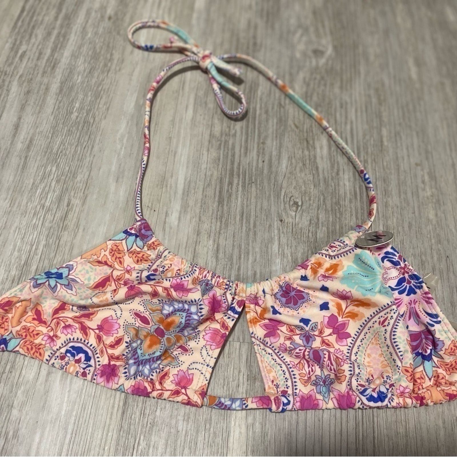 Forever 21 Forever 21 | Multicolor Floral Bikini Top | NWT | Medium Size M / US 6-8 / IT 42-44 - 1 Preview