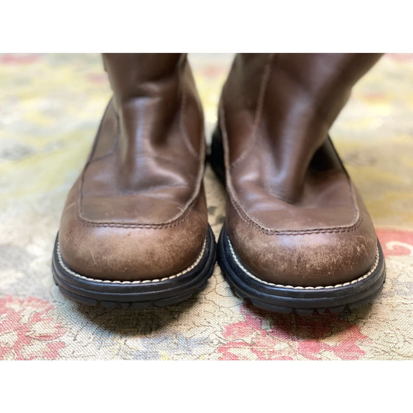 Ugg UGG Boots Women Leather Brown Sheepskin F8004F Side Straps Size 7 Winter Casual Shoes Size US 6 / IT 36 - 6 Thumbnail