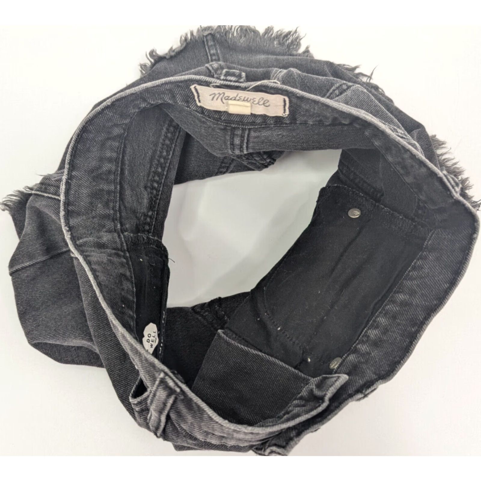 Madewell Madewell Rigid Mini Jean Skirt Sz 23 Black Lunar Wash Denim A-Line Raw Hem K4918 Size 40" / US 18 - 3 Thumbnail