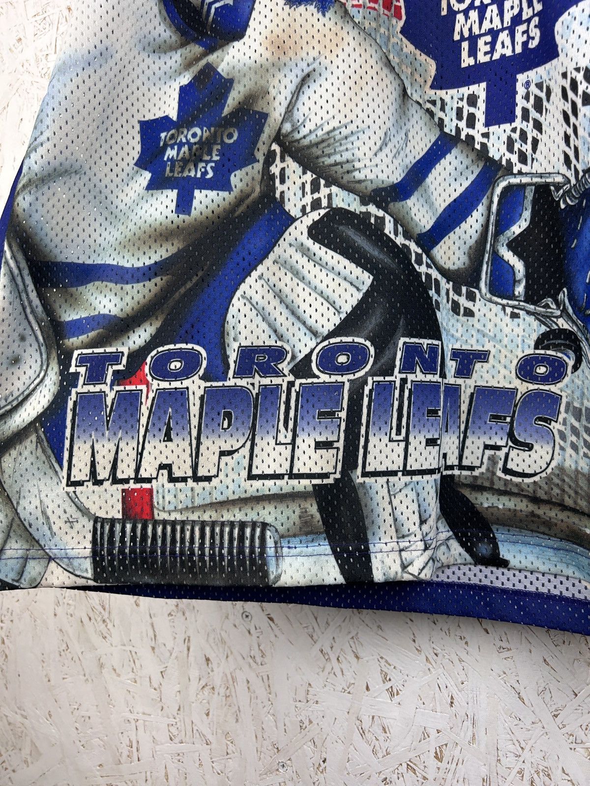 Ccm 90s Vintage CCM Toronto Maple Leafs AOP NHL Retro Jersey Size US S / EU 44-46 / 1 - 3 Thumbnail