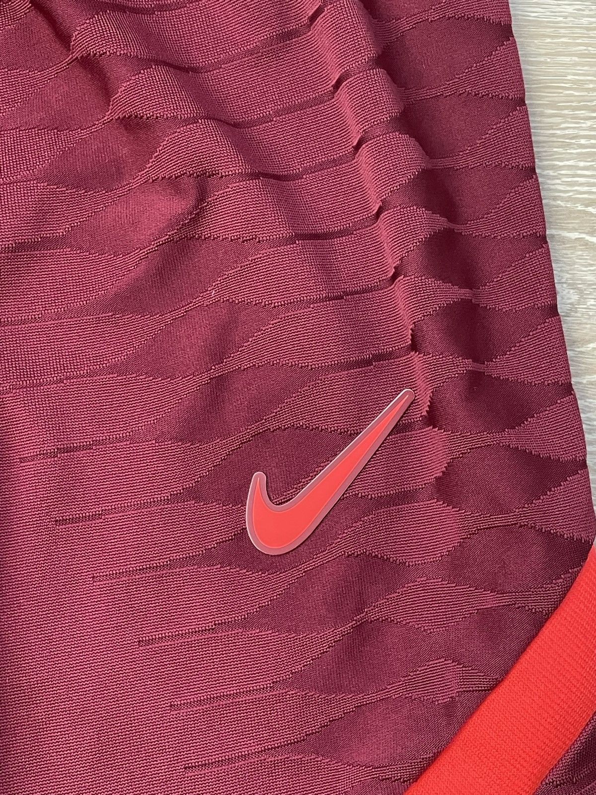 Nike Liverpool FC Nike Dri Fit Adv Player Issue Tracksuit Mens S Size US 33 - 3 Thumbnail