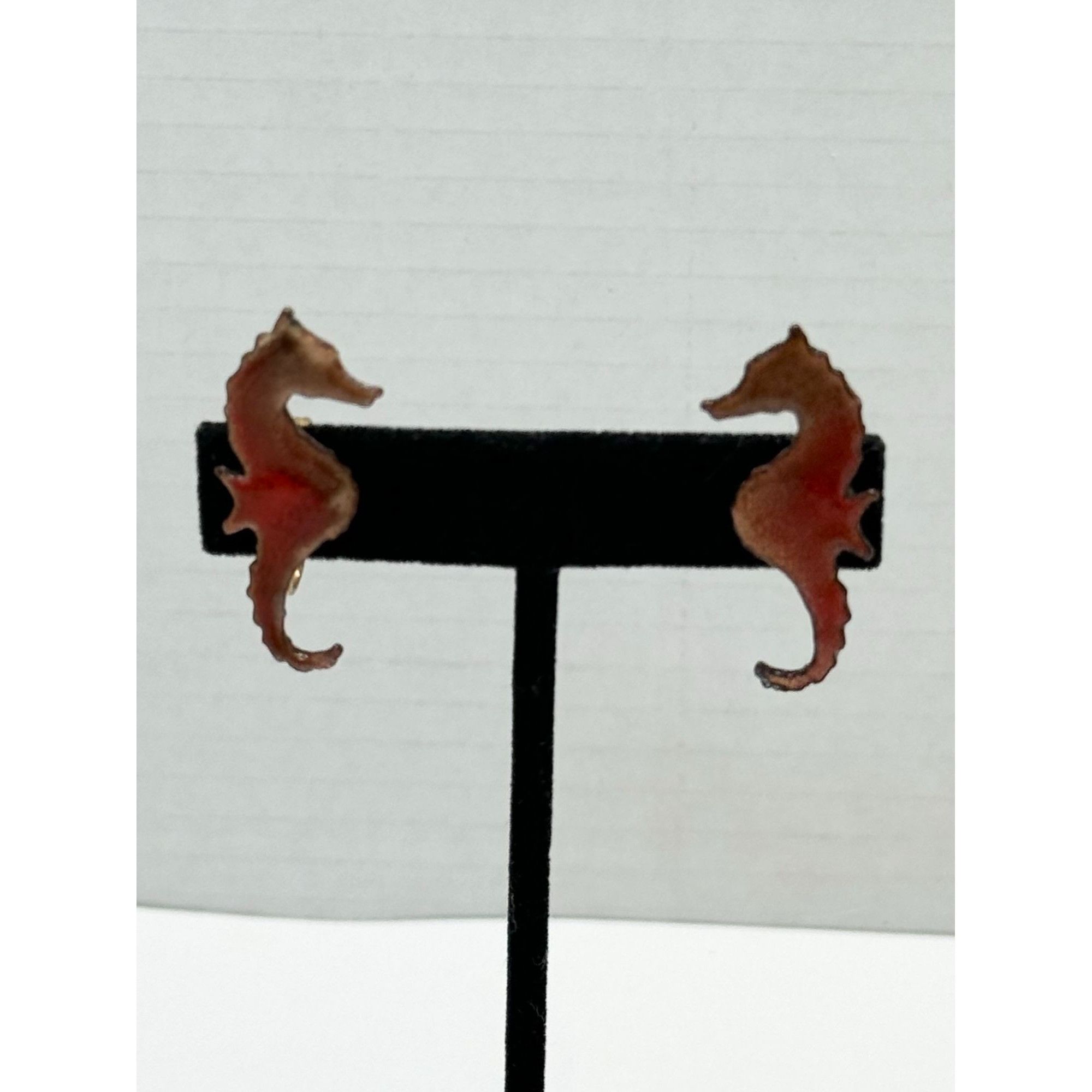 Vintage Vintage enamel seahorse clip on earrings Size ONE SIZE - 4 Thumbnail