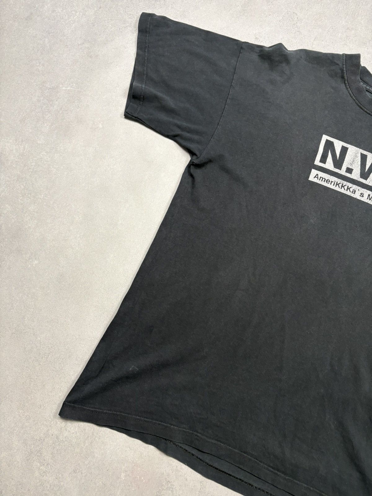 Band Tees Vintage 90s NWA AmeriKKKa’s Most Wanted EAZY-E Rap T Shirt Size US XL / EU 56 / 4 - 3 Thumbnail