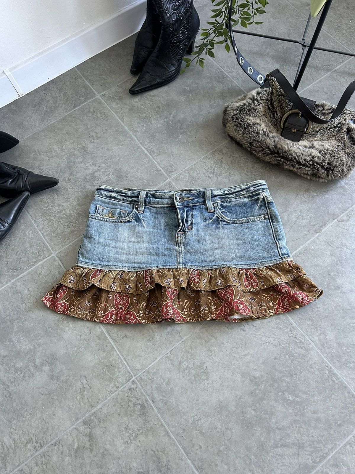 Vintage Y2K Mini Skirt Avant Garde Ruffle Denim Sexy 00s Size 26" / US 2 / IT 38 - 5 Thumbnail