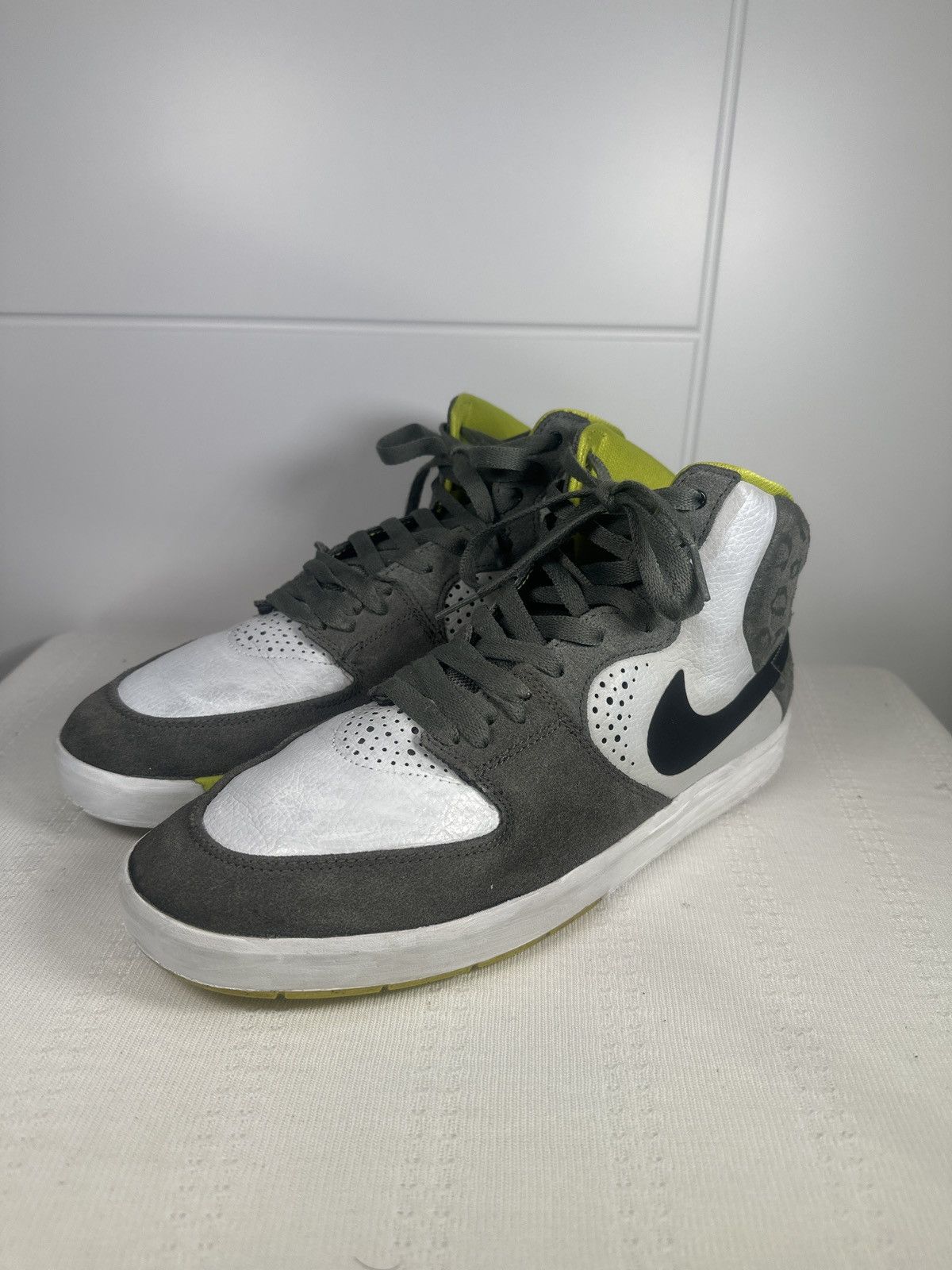 Nike Nike Paul Rodriguez 7 Hi SB Base Grey Shoes Size US 10 / EU 43 - 3 Thumbnail