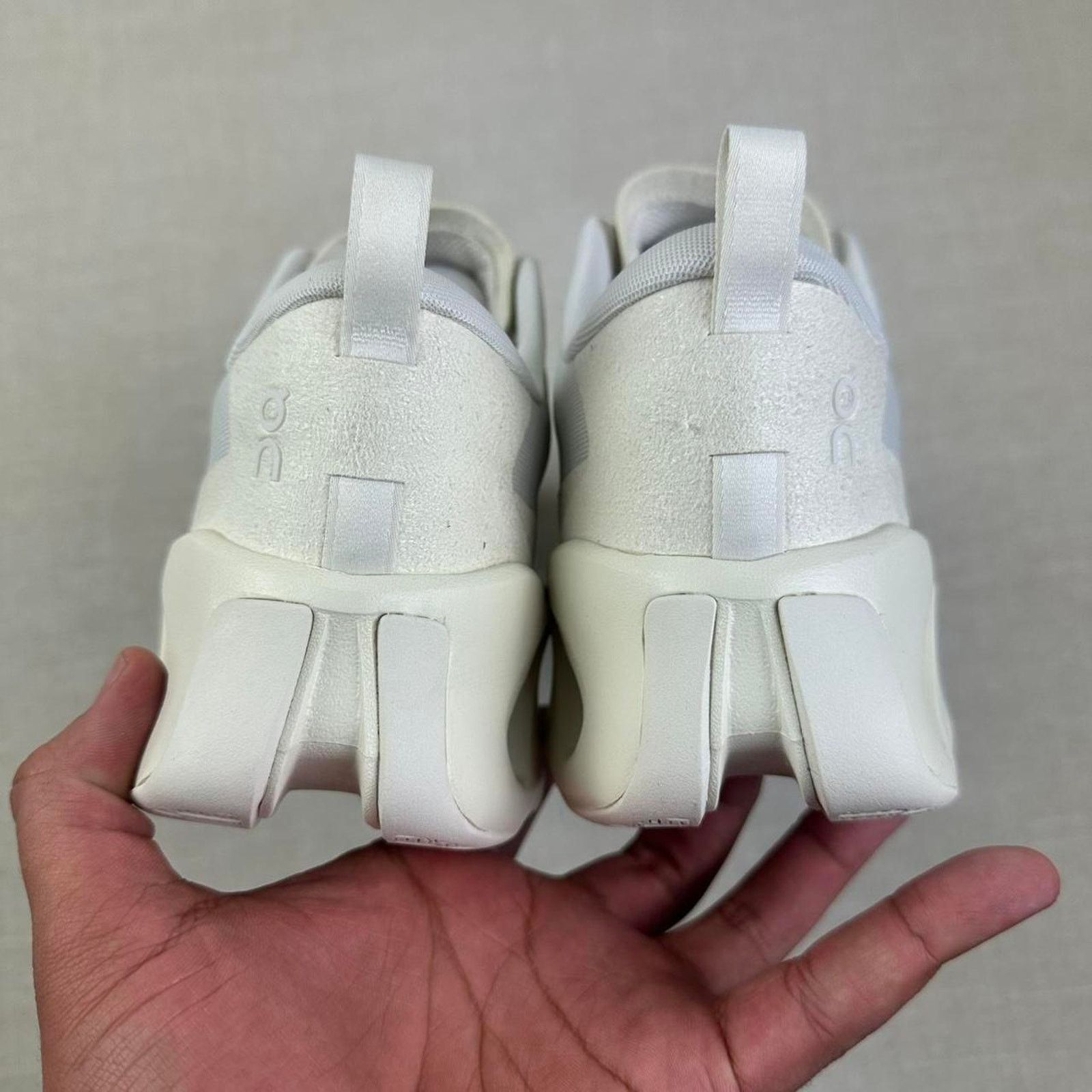 Kith 🥚 Kith x On Running K-Tech 1 "Tofu" 8.5M Size US 8.5 / EU 41-42 - 5 Thumbnail