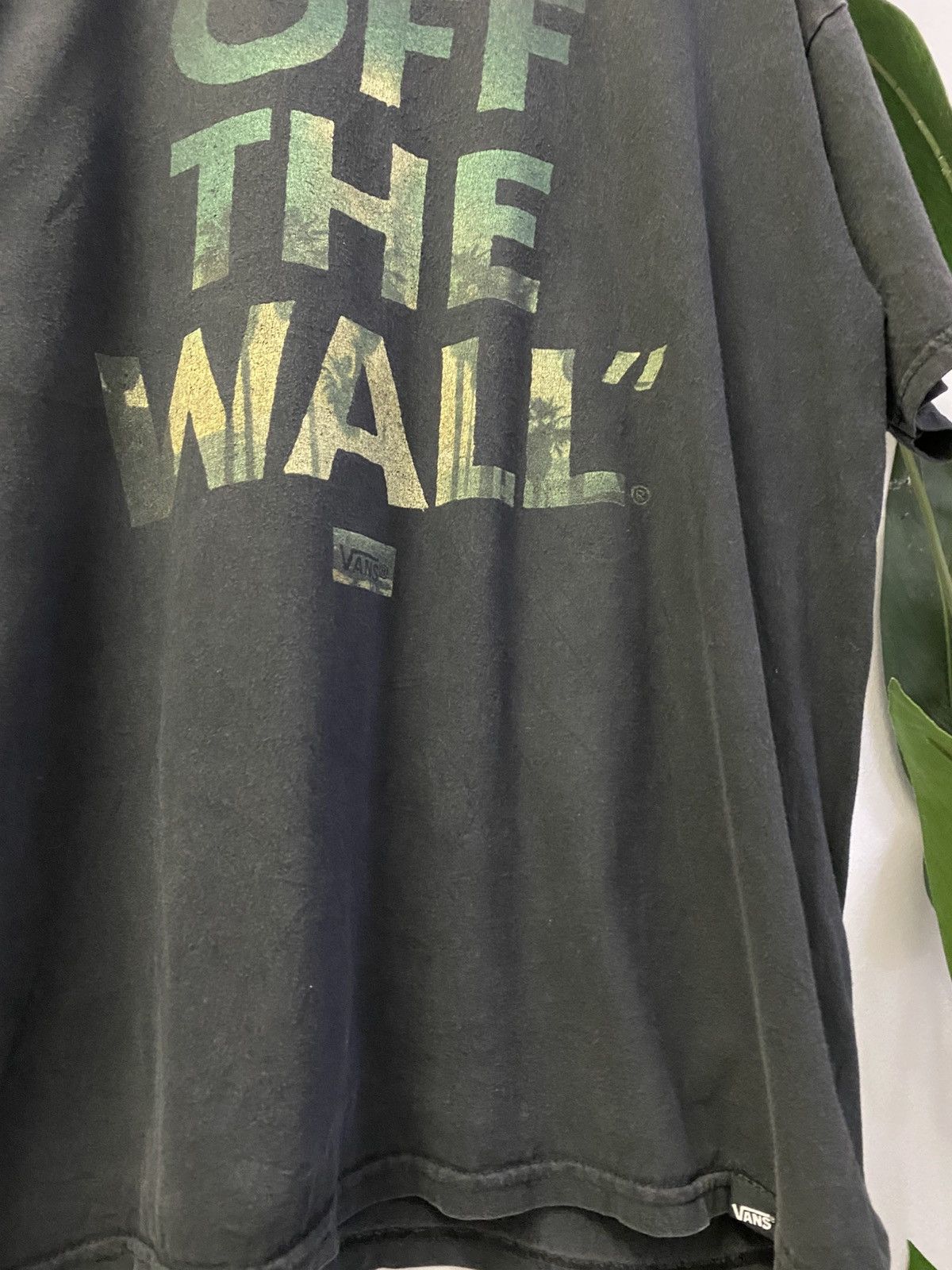 Vans × Vintage Vans Off The Wall Tee Size US L / EU 52-54 / 3 - 6 Thumbnail