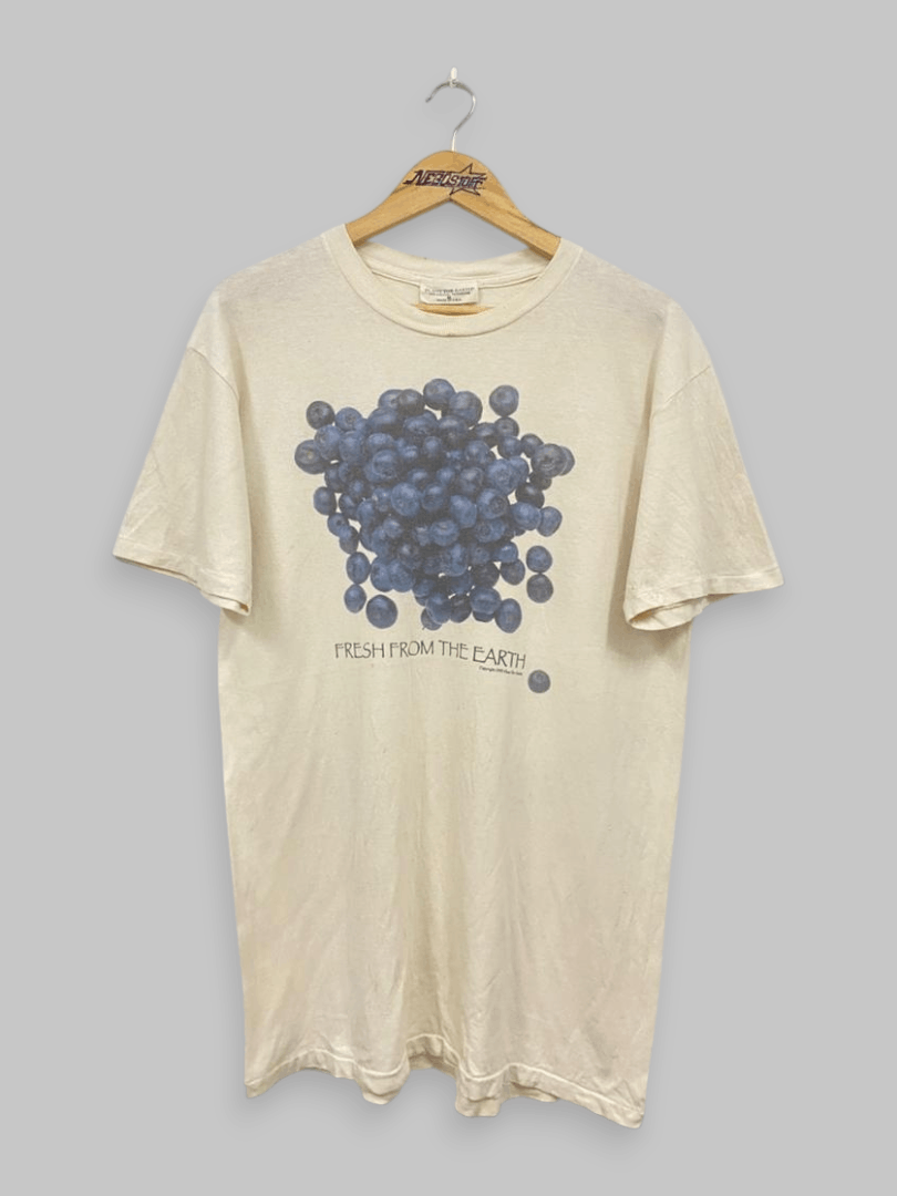 Vintage VTG 1995 Plant The Earth grape graphic art t shirt Size US M / EU 48-50 / 2 - 1 Thumbnail