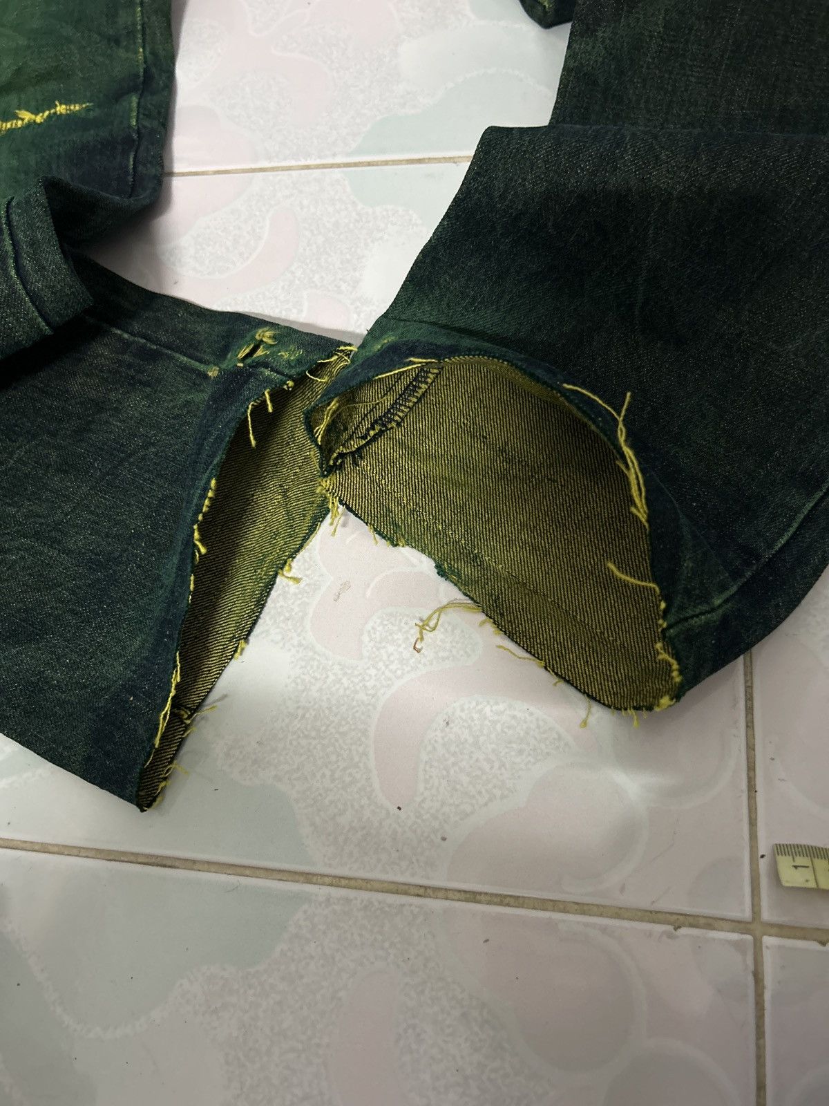 Beauty Beast Beauty Beast japan emerald denim distressed jeans Size US 29 - 17 Thumbnail