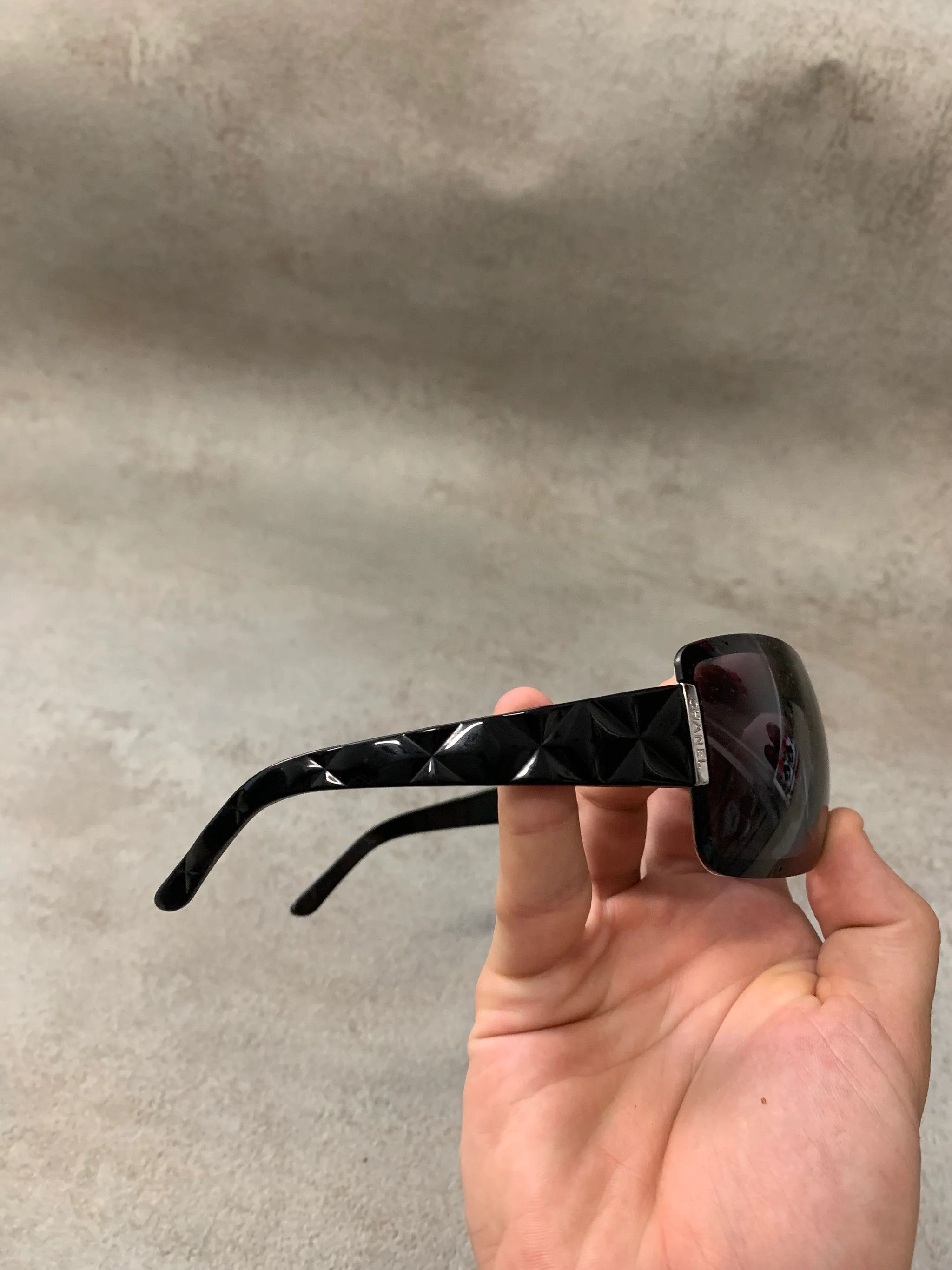 Chanel CHANEL SUNGLASSES 4126 ICONIC 4017 Vintage Size ONE SIZE - 2 Thumbnail