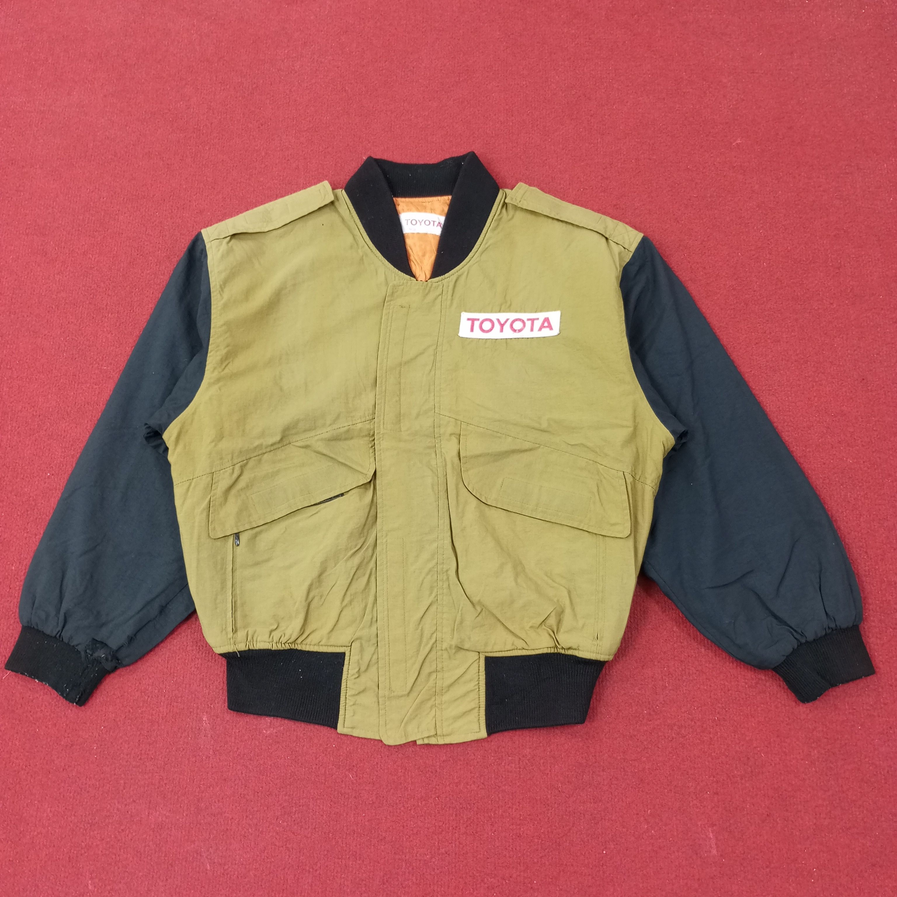Japanese Brand Vintage Toyota Japanese Motorsports Racing Jacket c238n11 Size US M / EU 48-50 / 2 - 4 Thumbnail