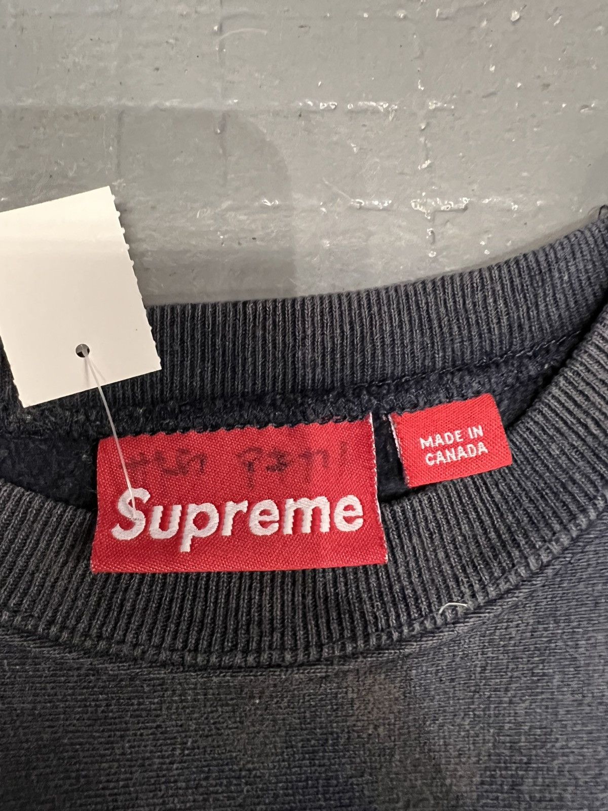 Supreme VINTAGE SUPREME BOX LOGO SWEATSHIRT Size US M / EU 48-50 / 2 - 5 Thumbnail