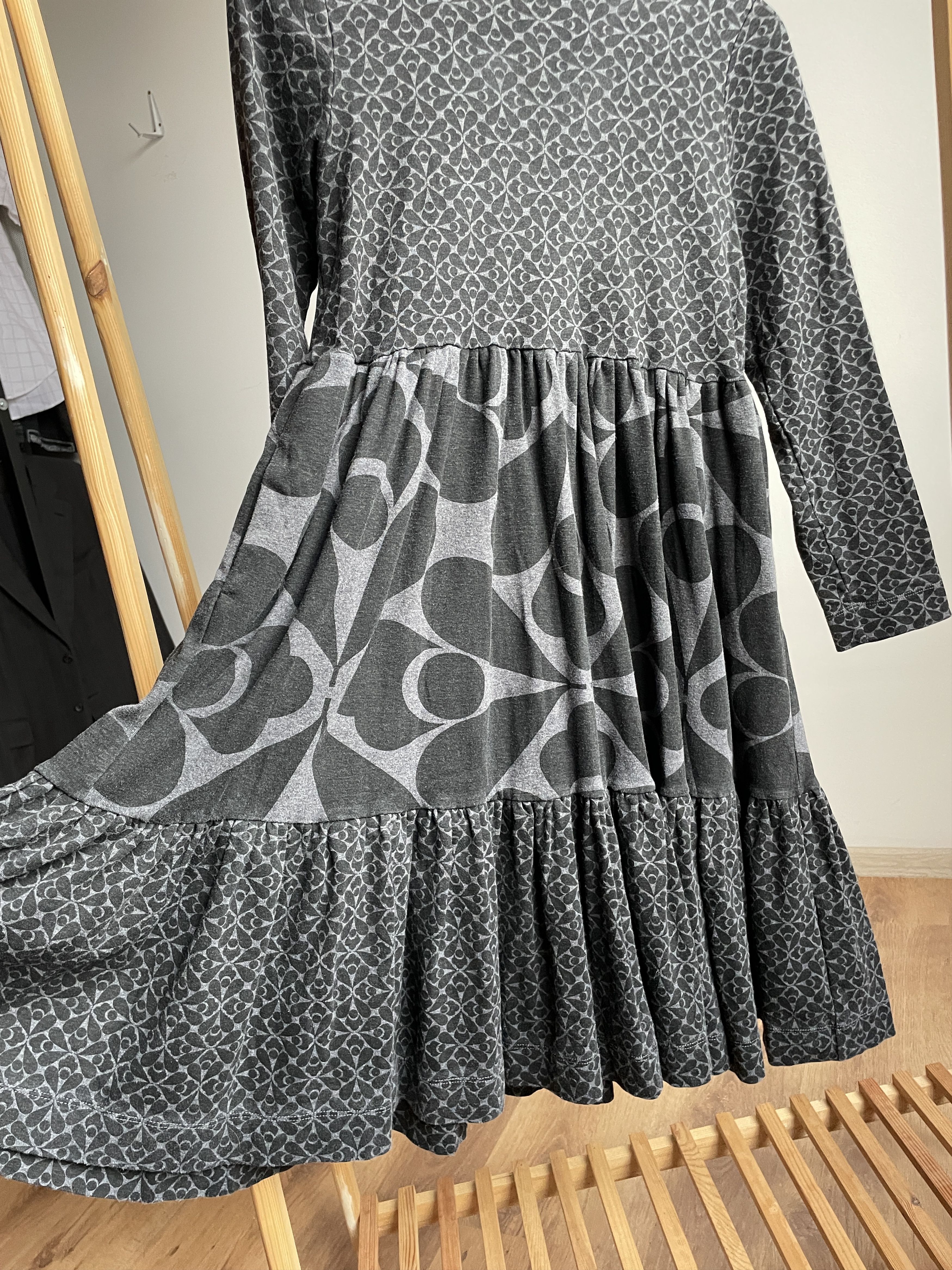 Orla Kiely Orla Kiely Mock Neck Long Sleeve Cotton Flared Midi Dress Size S / US 4 / IT 40 - 6 Thumbnail