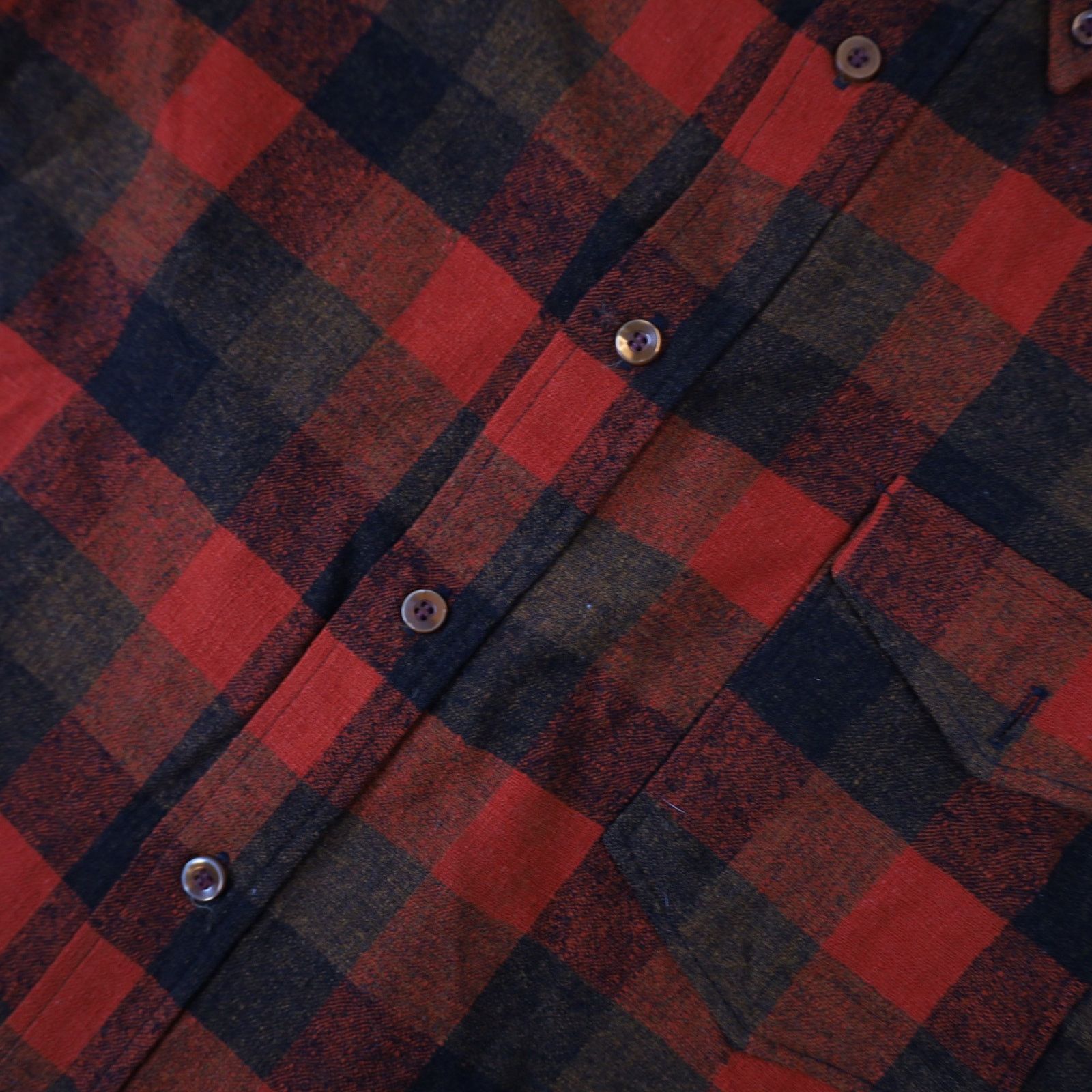Pendleton × Vintage Vintage Pendleton %100 Wool Short Sleeve Button Up Shirt Size US XL / EU 56 / 4 - 4 Thumbnail
