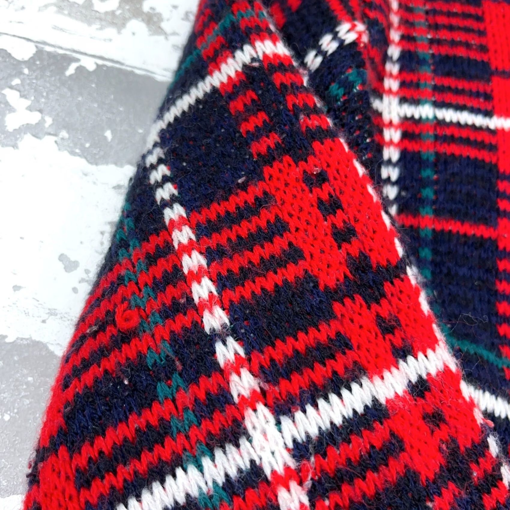 Vintage VINTAGE Crystal Kobe Sweater Women Medium Red Cardigan Jacket Tartan Plaid 90s Size M / US 6-8 / IT 42-44 - 6 Thumbnail