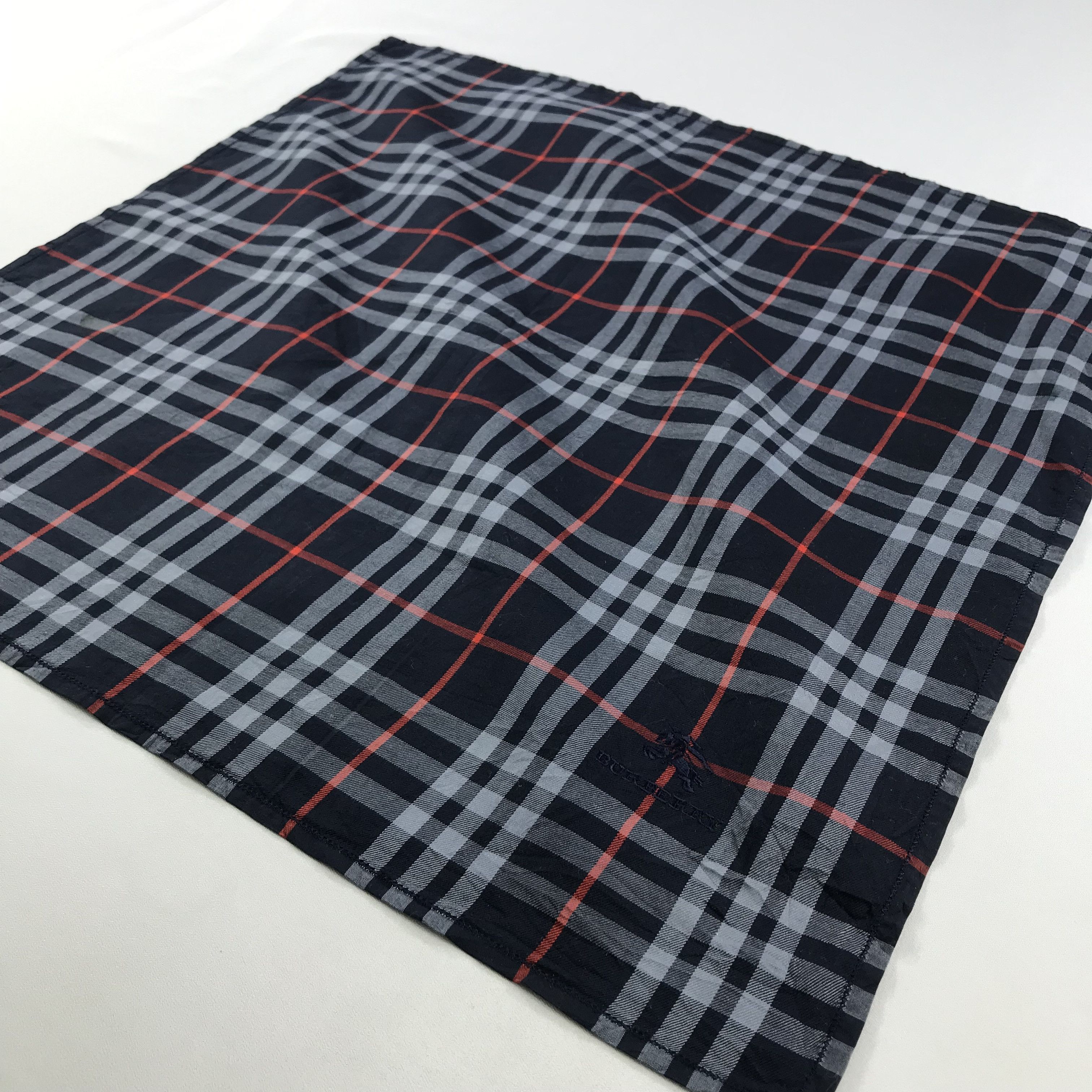 Burberry × Vintage Burberry Bandana / Handkerchief / Neckerchief - S2711 Size ONE SIZE - 2 Thumbnail