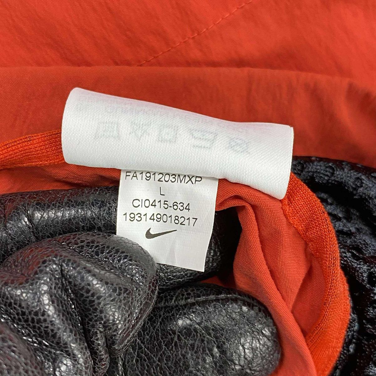 Nike ACG Short Sleeve Habanero Shirt Size US L / EU 52-54 / 3 - 7 Thumbnail