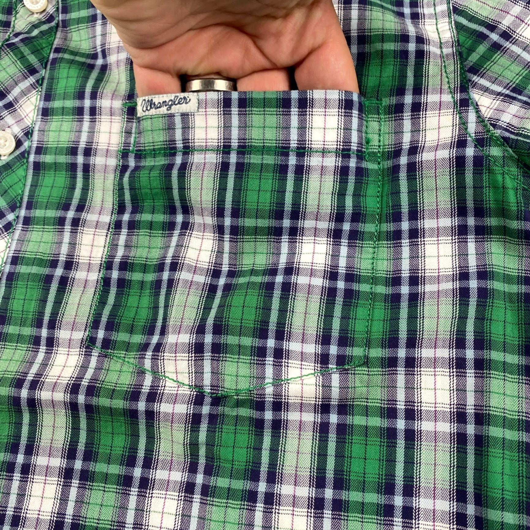 Wrangler VINTAGE Wrangler Greensboro Rugged Button Up Shirt Mens Large Green Plaid Western Rodeo Size US L / EU 52-54 / 3 - 6 Thumbnail