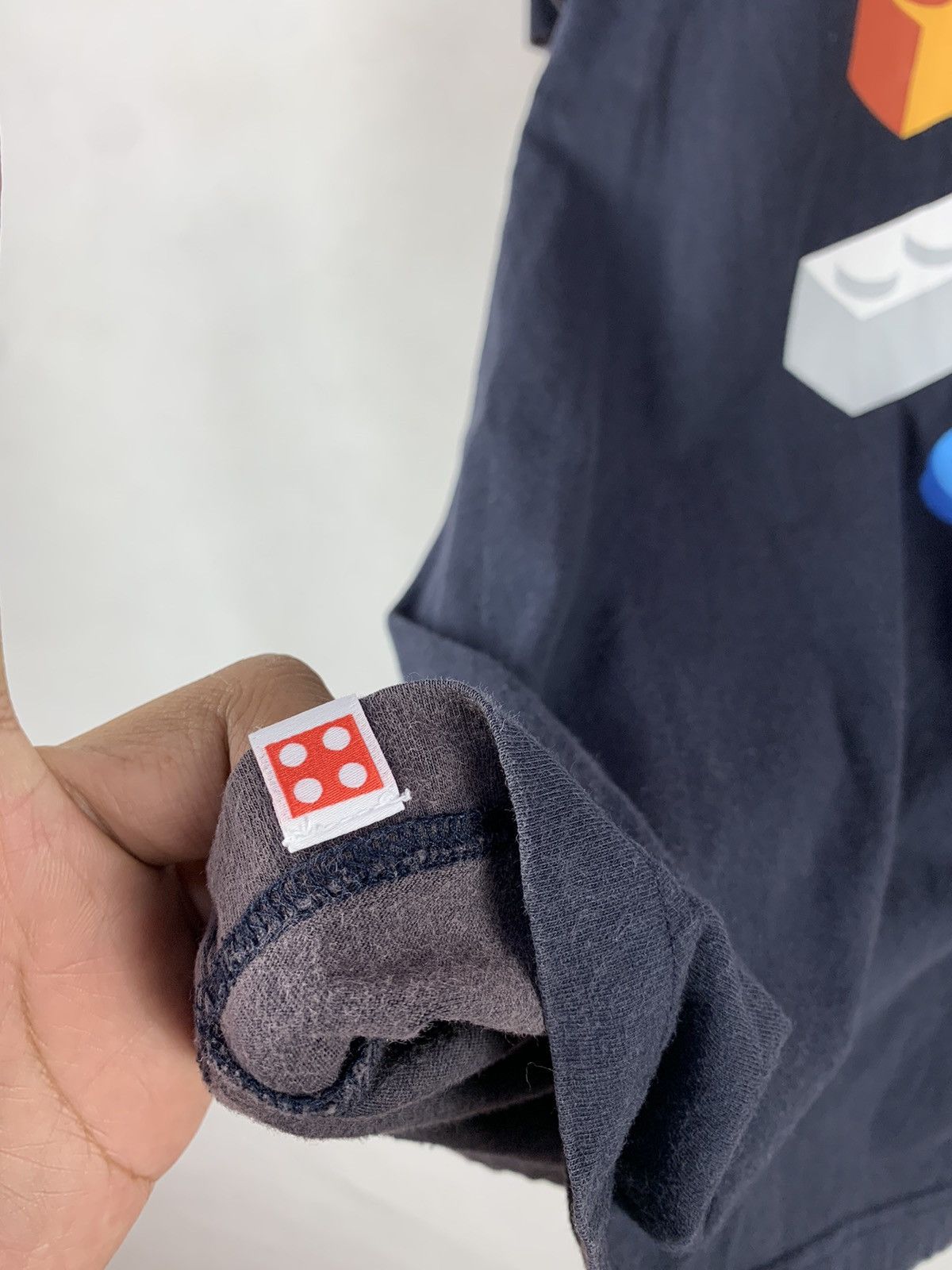 LEGO Steals! Uniqlo UT x Lego Toys Tee Size US M / EU 48-50 / 2 - 4 Thumbnail