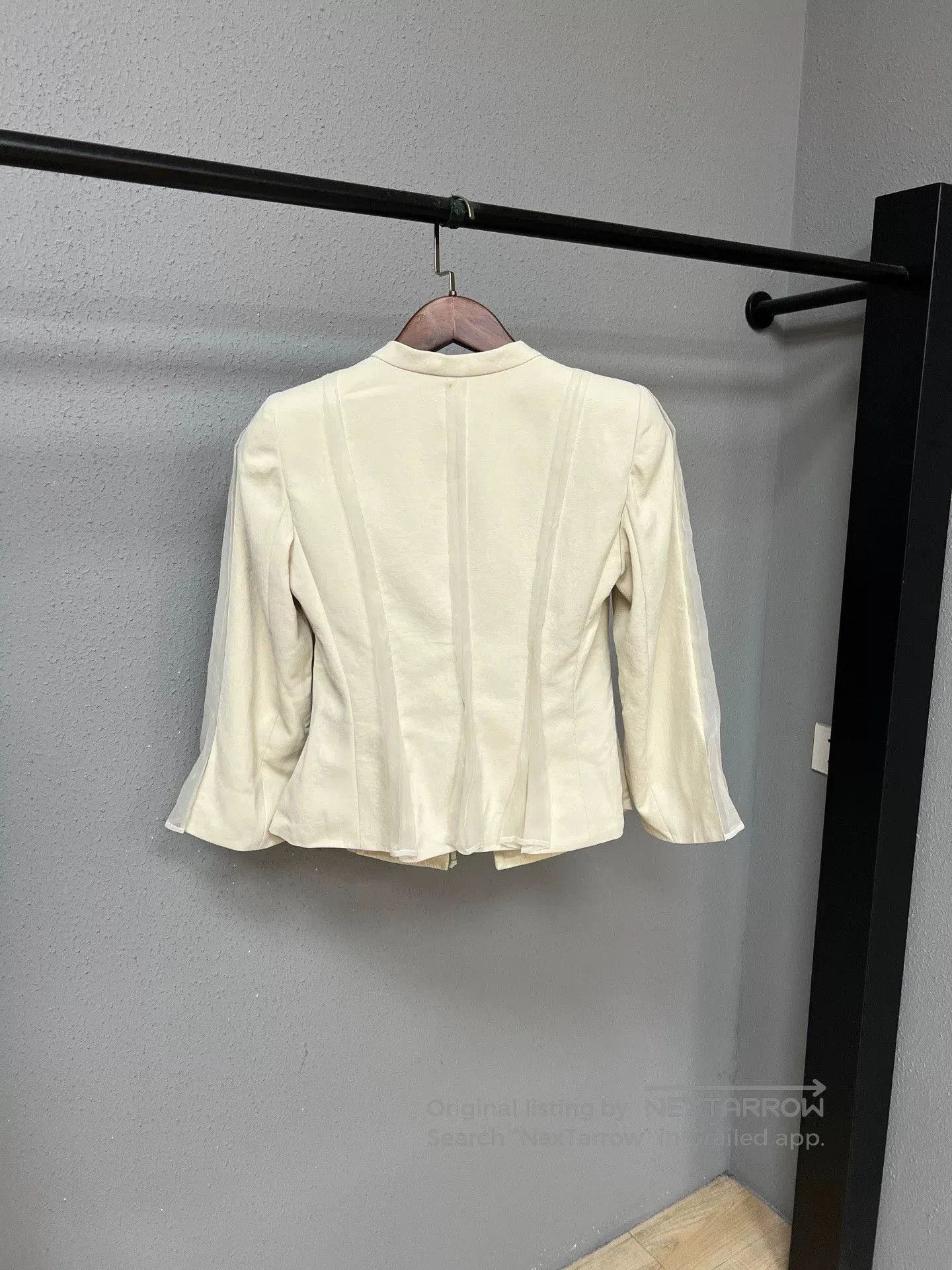 Giorgio Armani Giorgio Armani White Blazer Size 36. Size S / US 4 / IT 40 - 2 Thumbnail