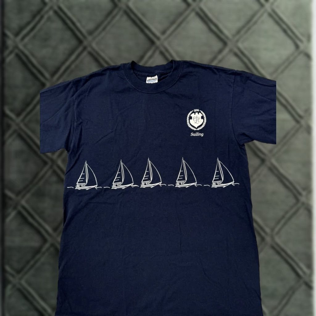 Gildan VINTAGE Sail Boat Navy Blue Wrap Around Sailing Nautical Ocean T-Shirt M Navy Mens M Blue Nautical Sail Boat T-Shirt Size US M / EU 48-50 / 2 - 1 Thumbnail