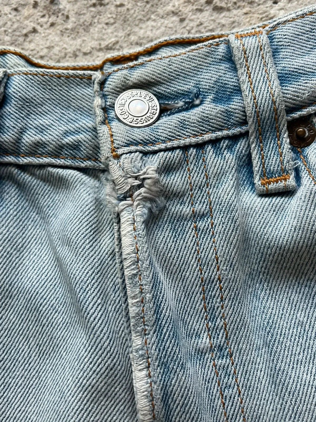 Levi's Levi’s Women Shorts Sz W 28 Made in USA Denim Distressed Size 28" / US 6 / IT 42 - 9 Thumbnail