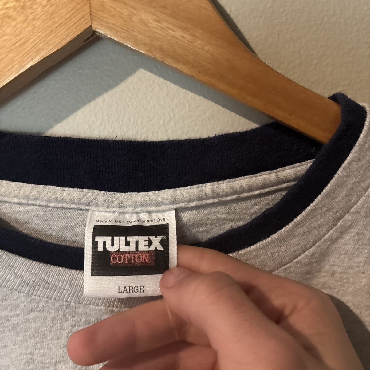 Tultex University of Michigan Embroidered Puff Logo Shirt Ringer Size US L / EU 52-54 / 3 - 4 Thumbnail