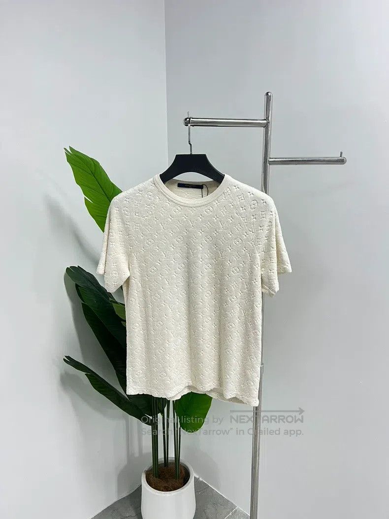 Louis Vuitton Louis Vuitton Full-print towel material short sleeve Size US M / EU 48-50 / 2 - 1 Thumbnail