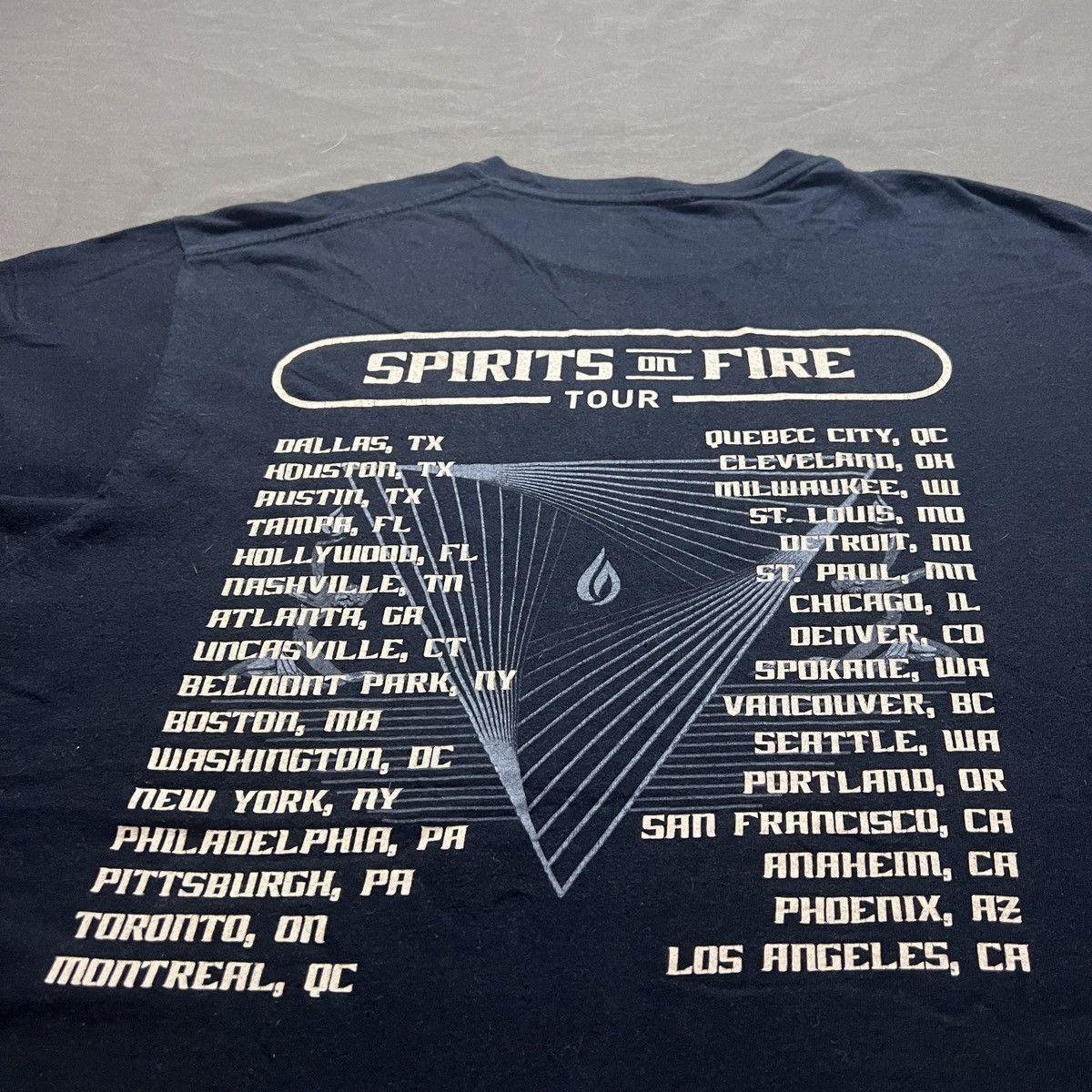 Band Tees 2022 Smashing Pumpkins Spirits On Fire Tour Tee 2XL Size US XXL / EU 58 / 5 - 5 Thumbnail