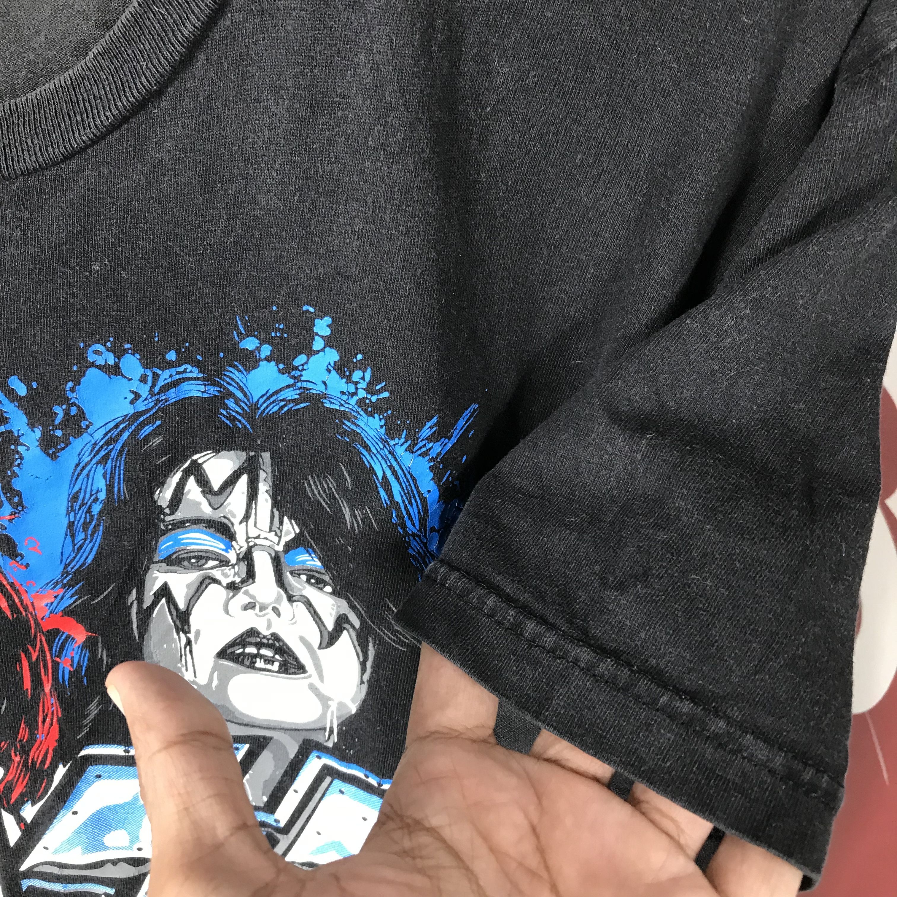 Band Tees Vintage kiss band t shirt thrashed distressed Size US L / EU 52-54 / 3 - 6 Thumbnail