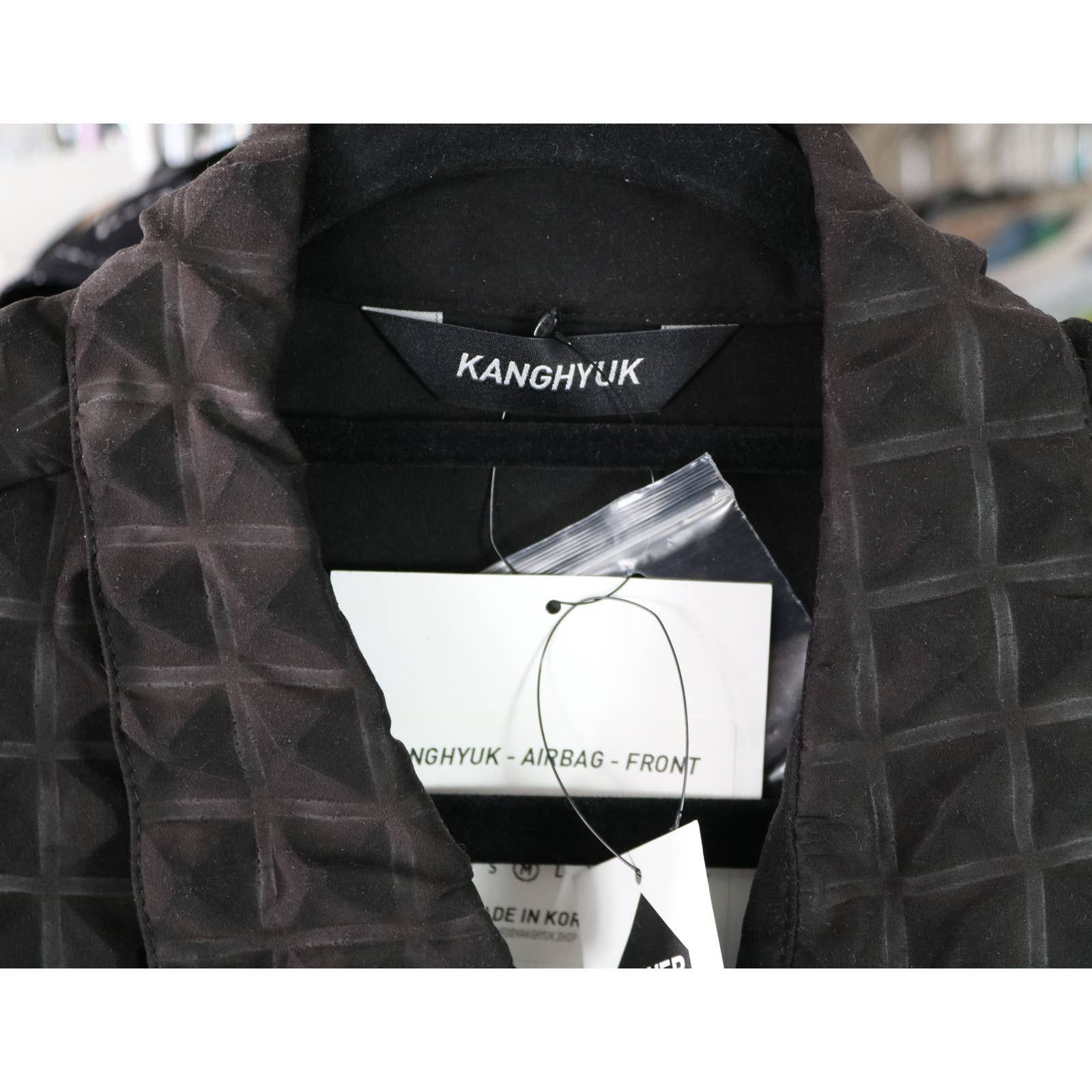 KANGHYUK Kanghyuk Airbag Pyramid Embossed Shirt Medium New Size US M / EU 48-50 / 2 - 3 Thumbnail