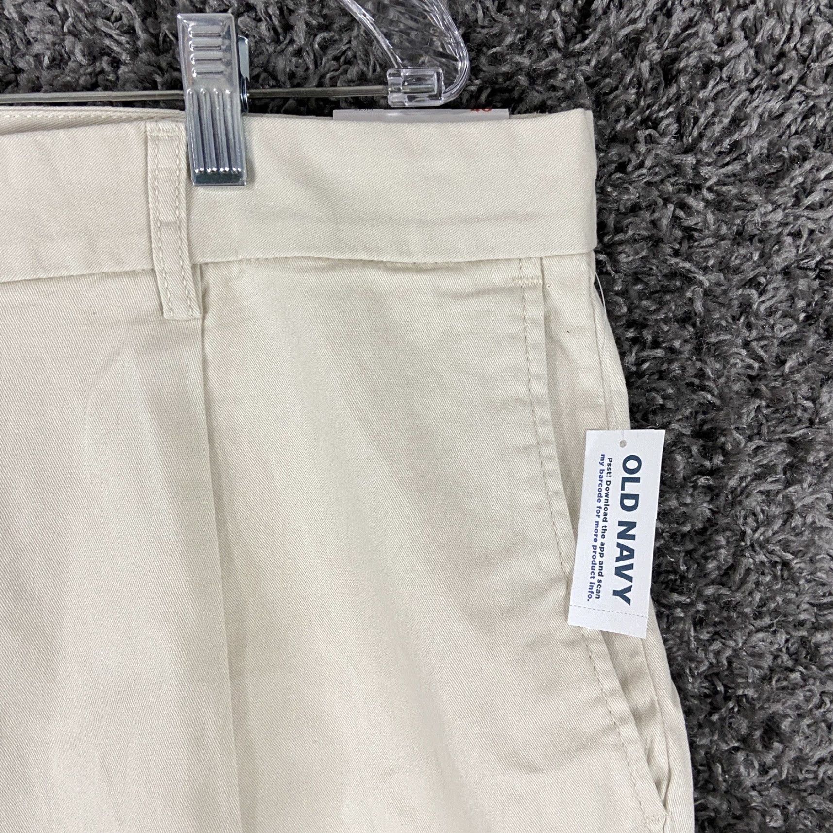 Old Navy Old Navy Slim Built In Flex Shorts Adult 40 White Mens Size US 40 / EU 56 - 3 Thumbnail