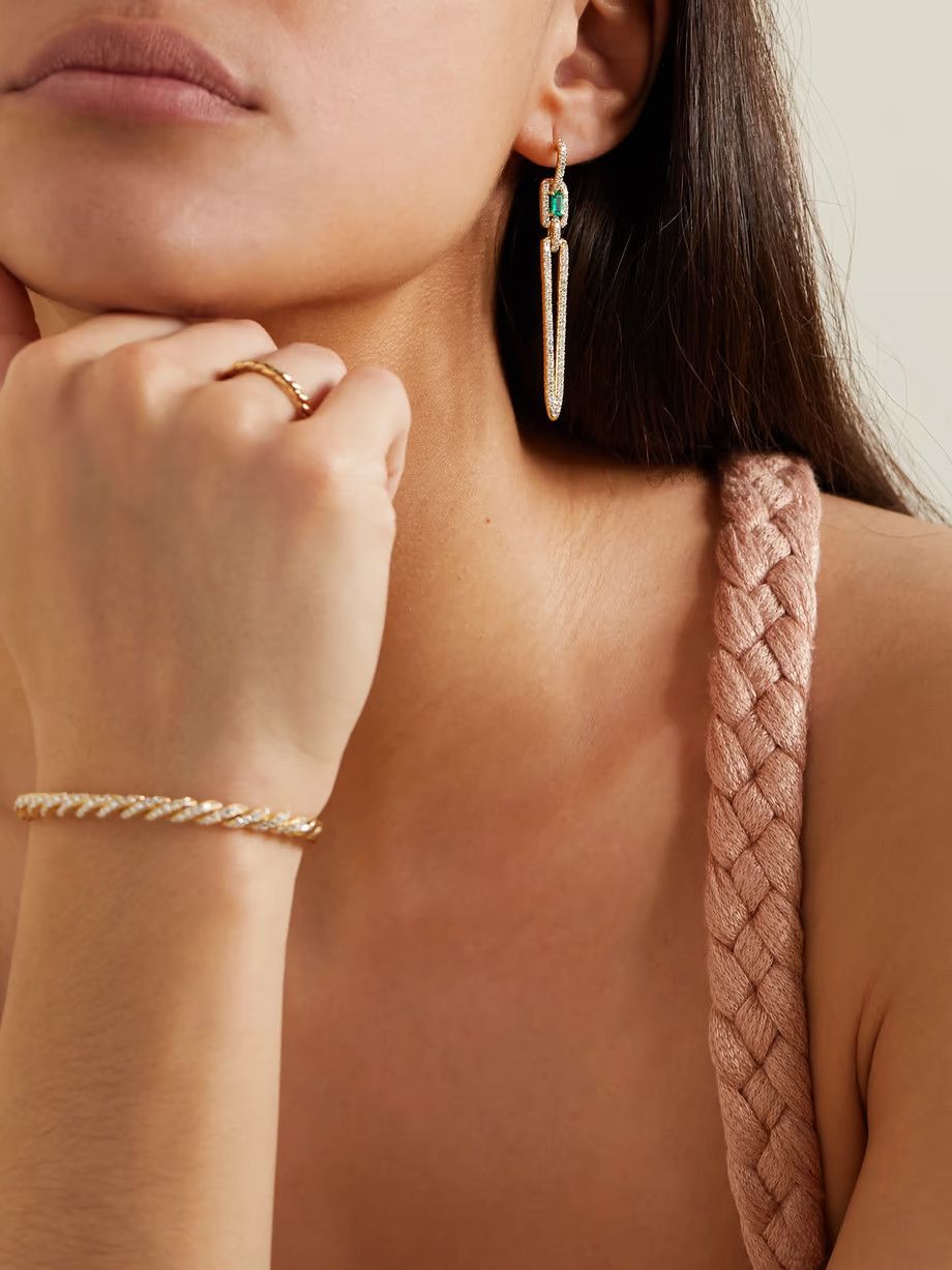 David Yurman oc11z0925 Size: OS / Stax-18 Karat Gold Diamond Earrings Size ONE SIZE - 4 Thumbnail