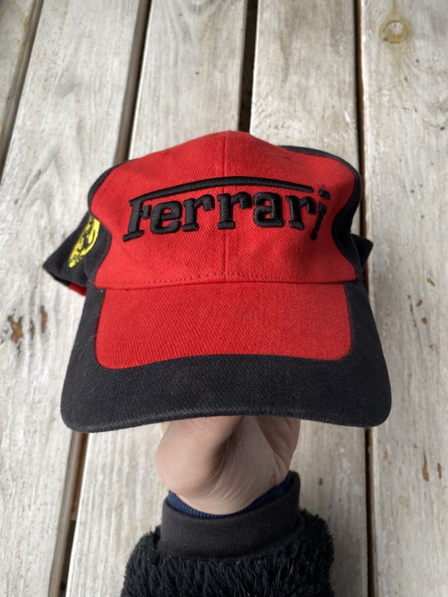 Vintage Vintage 00s Ferrari Racing Formula One F1 Logo Cap Red Size ONE SIZE - 2 Preview