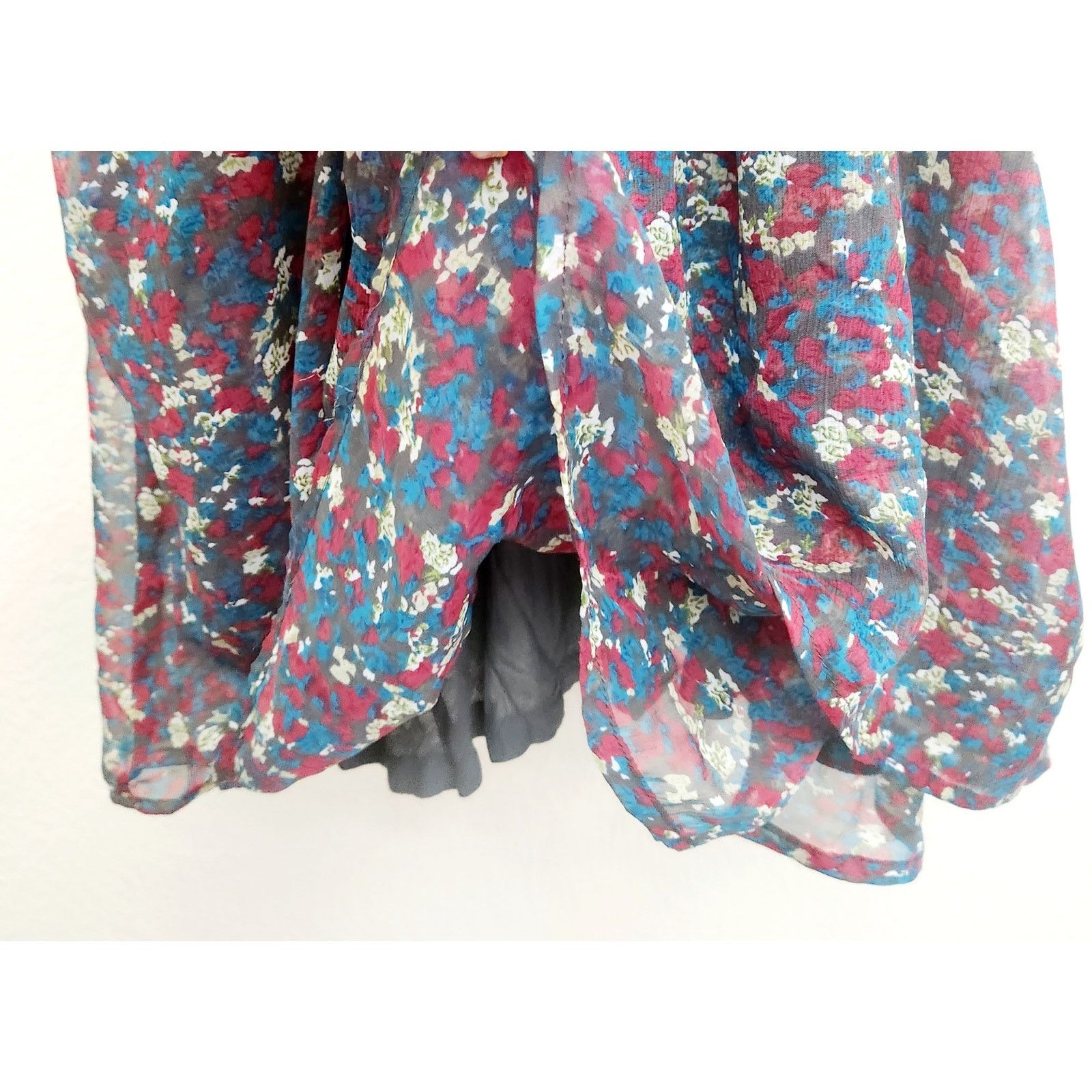 Other Willow & Clay Gray Red Blue Floral Pleated Mini Dress Small Size S / US 4 / IT 40 - 3 Thumbnail