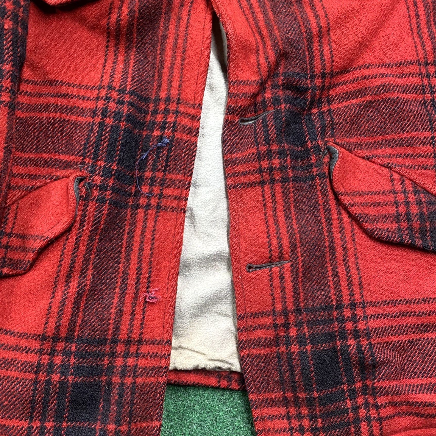Vintage VINTAGE 50S Heavy Wool Jacket Mens M Red Black Plaid Mackinaw Cruiser USA MADE Jacket Size US M / EU 48-50 / 2 - 5 Thumbnail