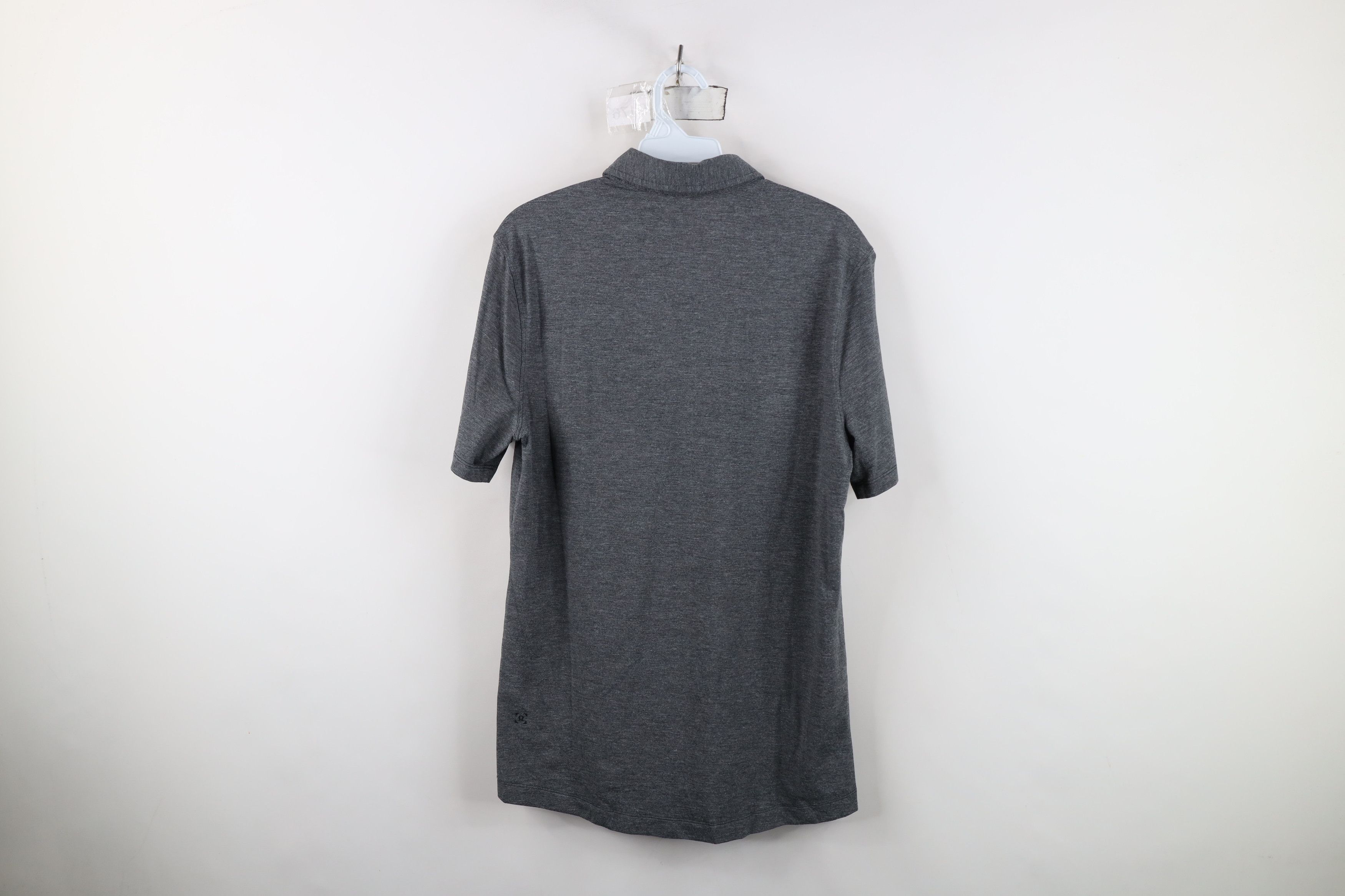 Lululemon Lululemon Metal Vent Tech Short Sleeve Golf Polo Shirt Gray Size US M / EU 48-50 / 2 - 10 Thumbnail