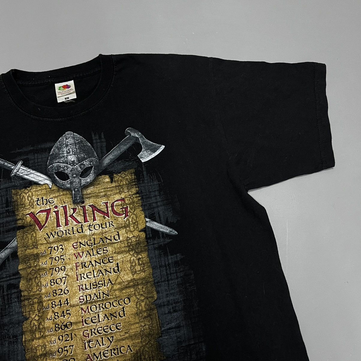 Band Tees × Fruit Of The Loom The Viking World Tour T Shirt Fruit of the Loom Size US L / EU 52-54 / 3 - 4 Thumbnail
