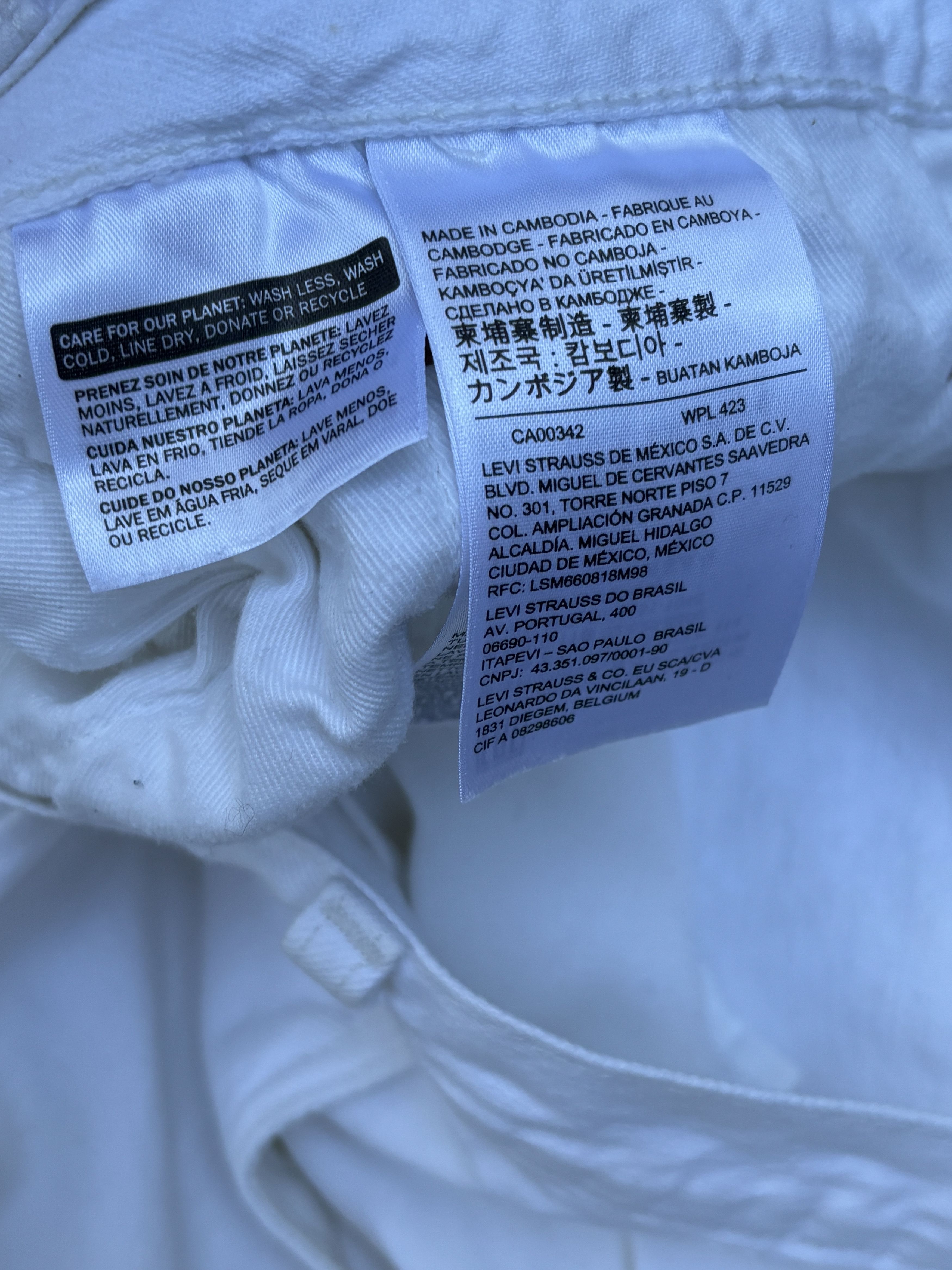 Levi's Vintage Levis 501 - WHITE Size US 32 / EU 48 - 4 Thumbnail