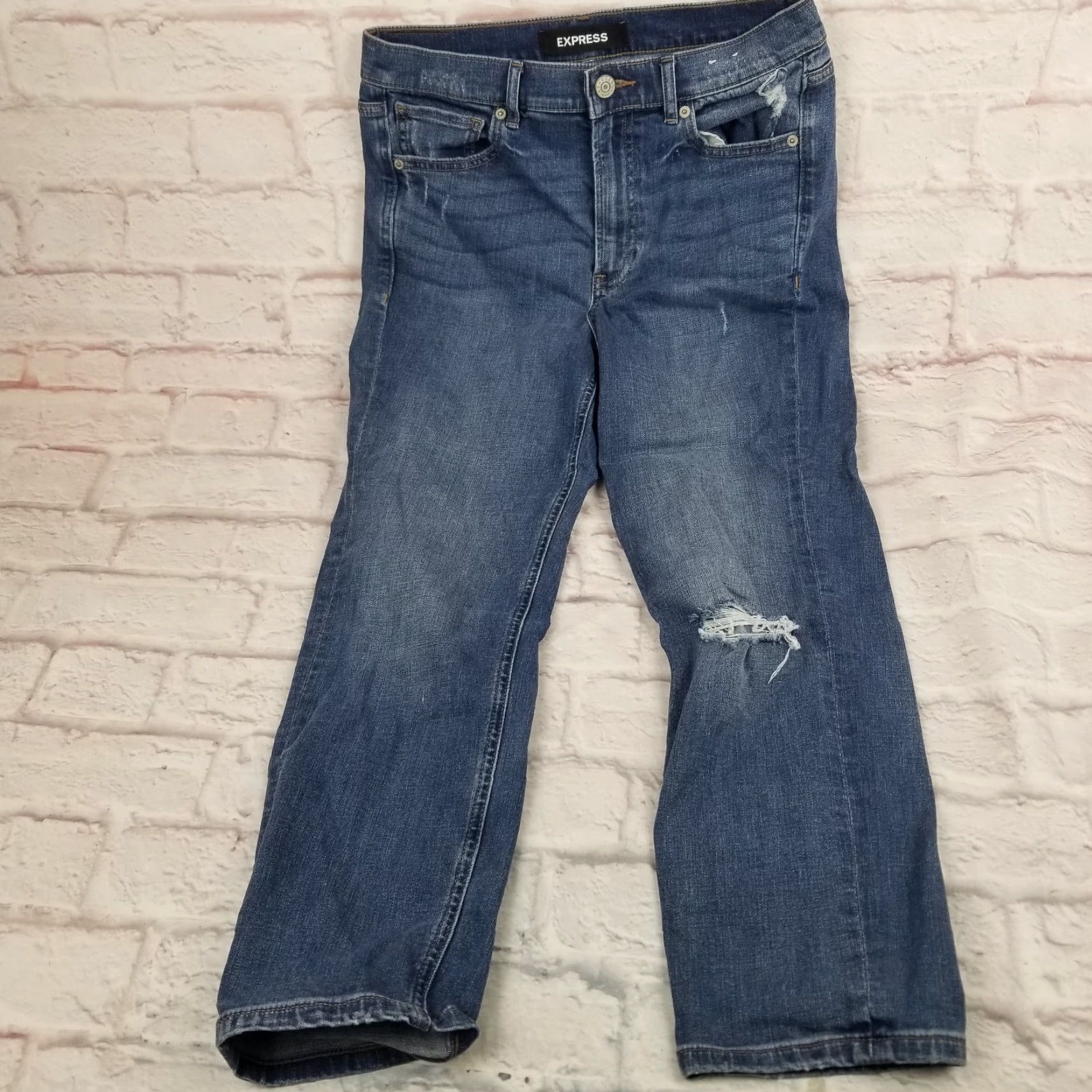 Express Express Jeans Main Point: Express Mom Jean Super High Rise Womens Size 8R Medium Crop Ankle Distressed Size 30" / US 8 / IT 44 - 3 Thumbnail
