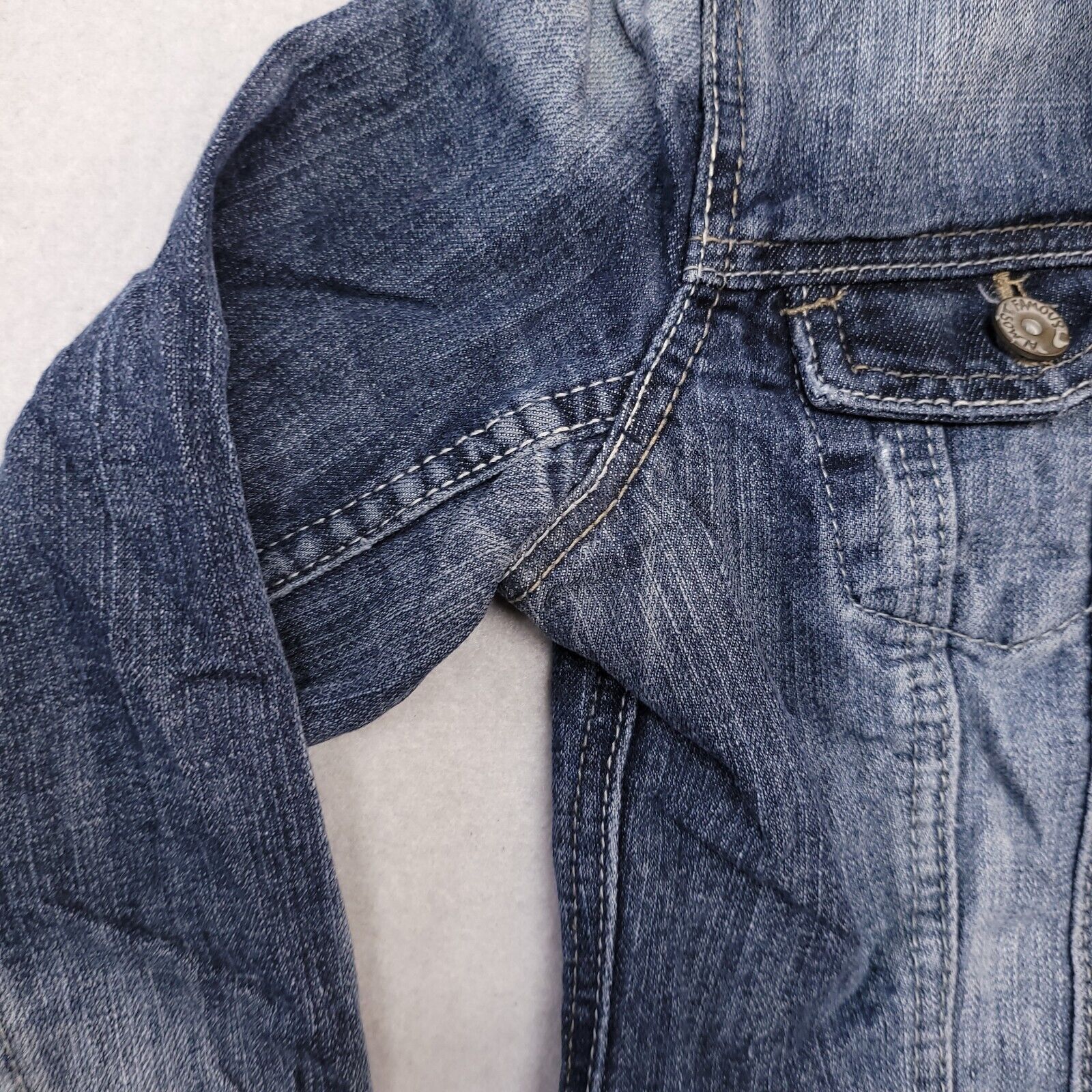 Almost Famous Almost Famous Button Up Denim Jean Jacket Womens Size S Blue Size S / US 4 / IT 40 - 4 Thumbnail