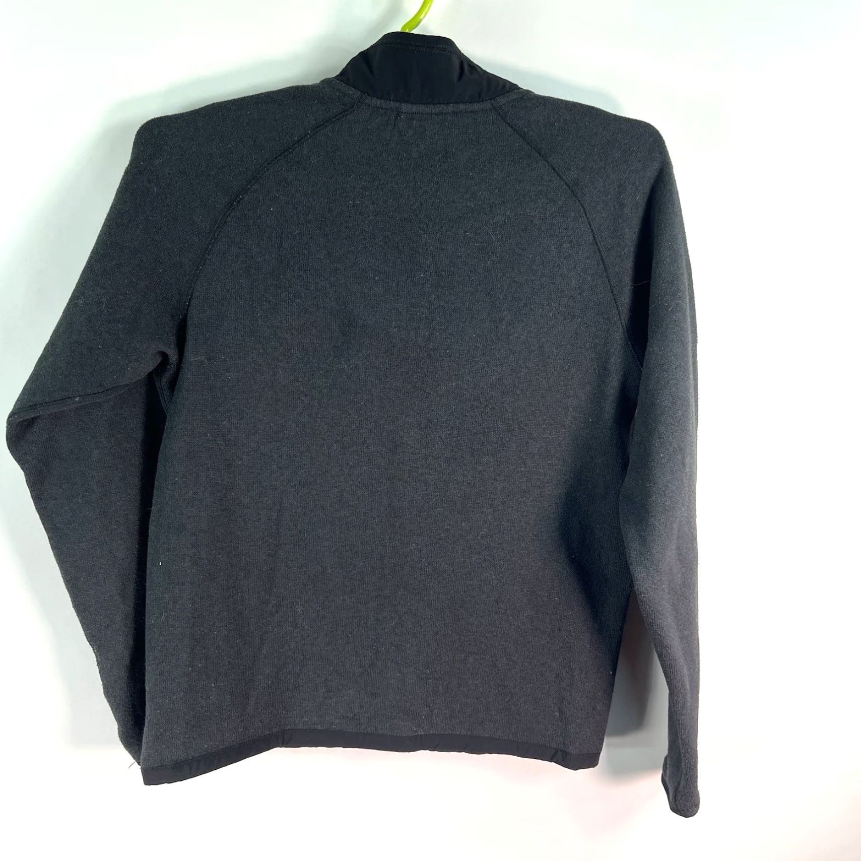 The North Face The North Face Sweatshirt Men’s Size S Gray Pocket Quarter Zip Fleece Size US S / EU 44-46 / 1 - 5 Thumbnail