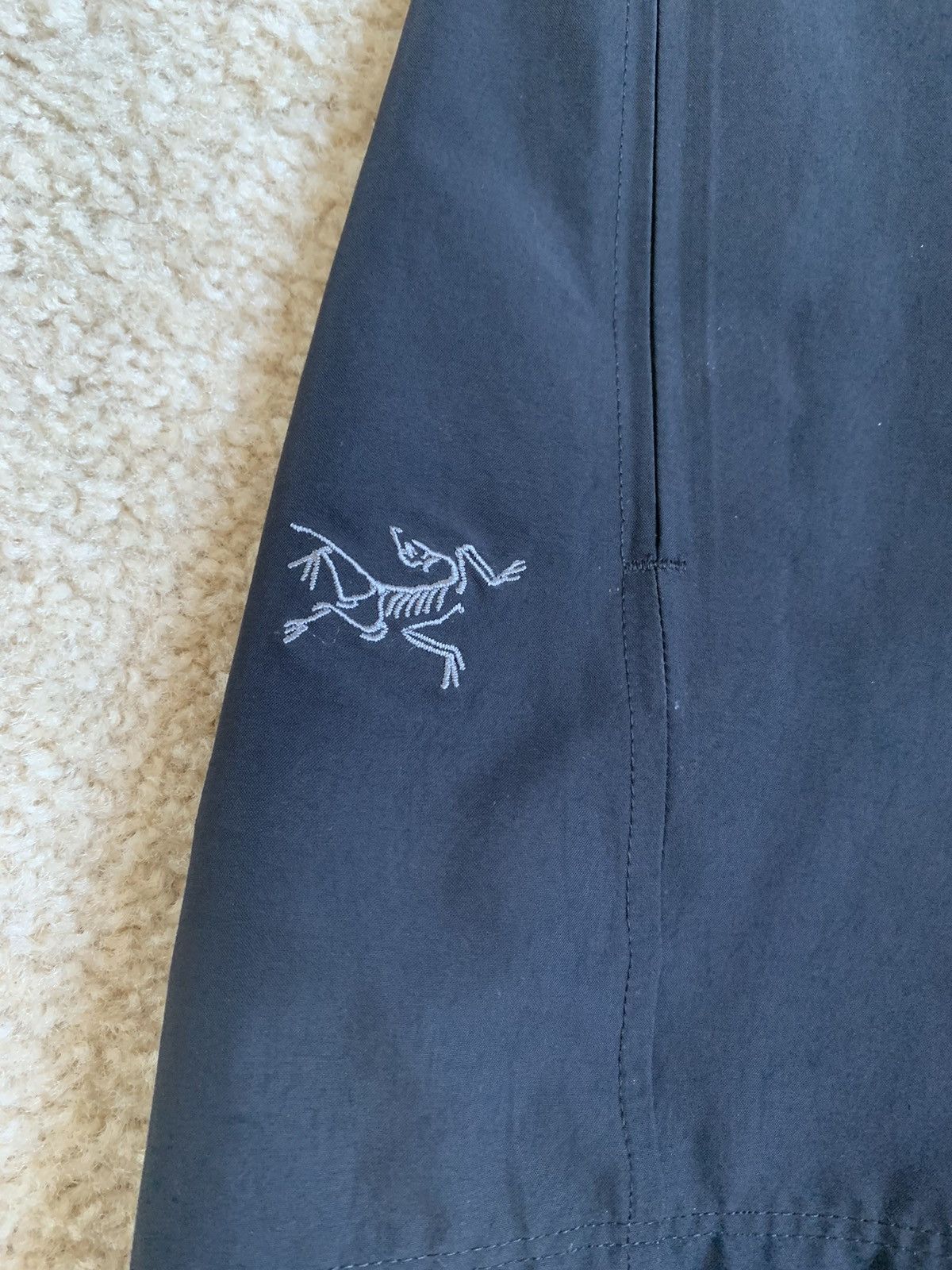 Arc'teryx Arc’Teryx Shorts Size 29 Waist Size US 29 - 2 Thumbnail