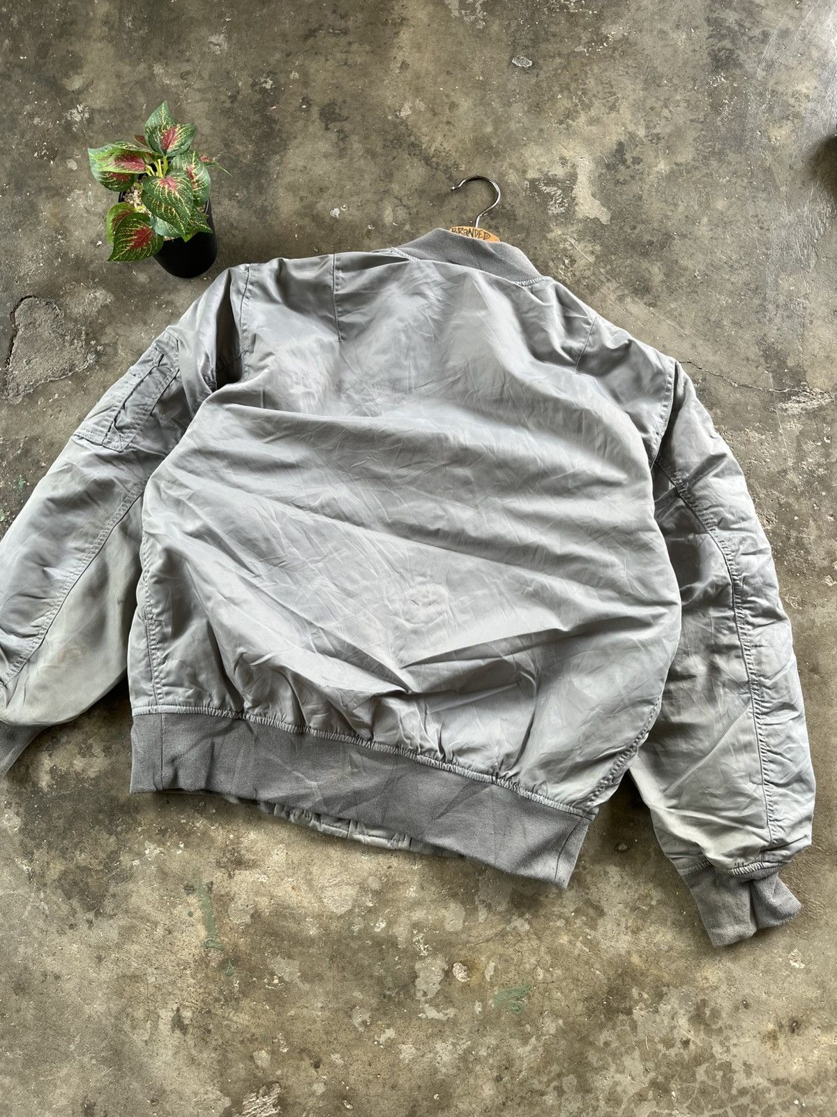 GU × Japanese Brand ⚡️GU BOMBERS JACKET ⚡️ Size US S / EU 44-46 / 1 - 2 Thumbnail