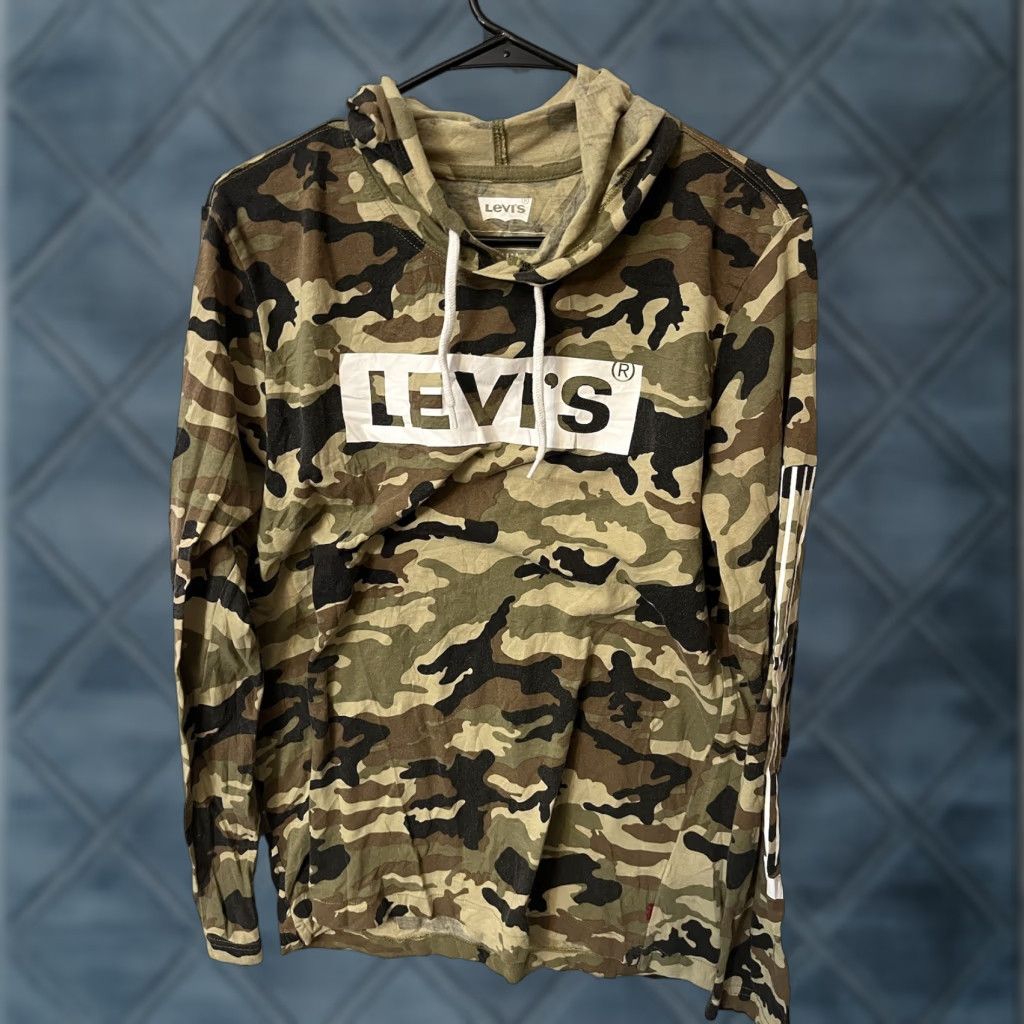 Levi's VINTAGE Levi's Hoodie Shirt Mens L Green Camouflage Long Sleeve Lightweight Spell Out (Center) Mens Size US L / EU 52-54 / 3 - 1 Thumbnail