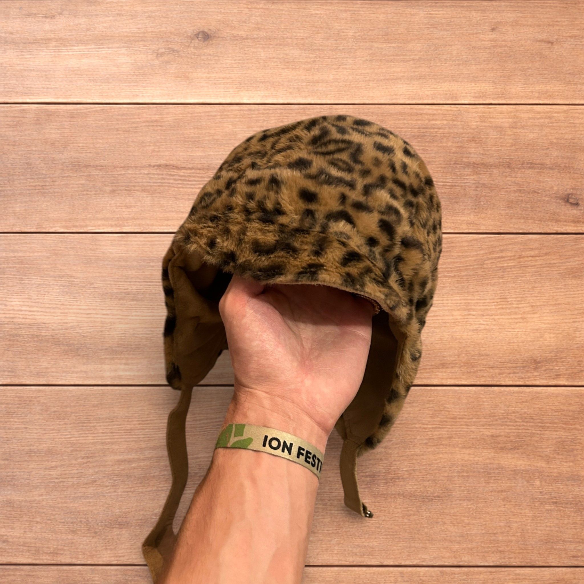 Japanese Brand Reversible trapper Russian ear flap hat in leopard print. Size ONE SIZE - 7 Thumbnail